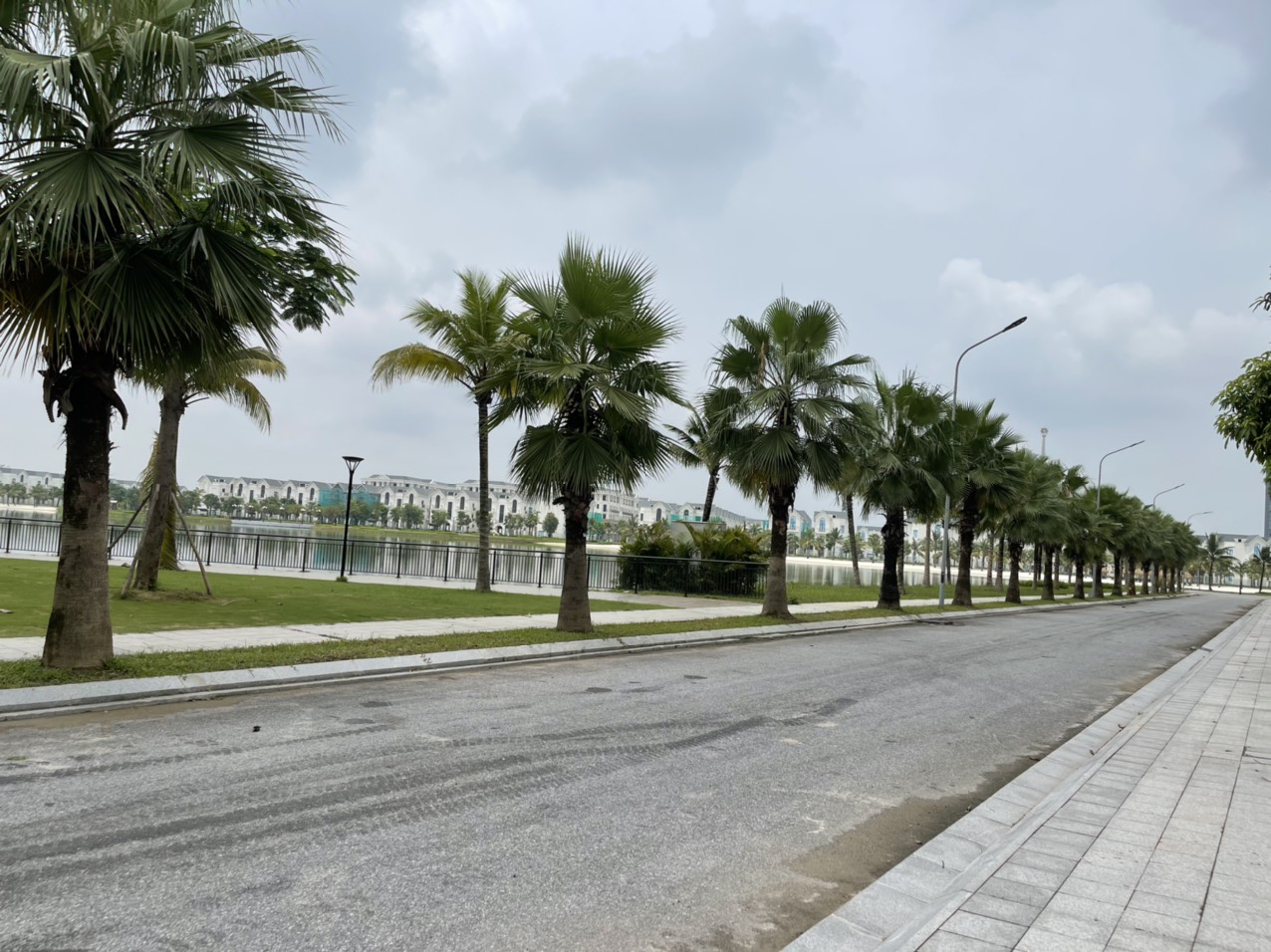 Expensive but Worthy Ngoc Trai villa for sale in Vinhomes Ocean Park 7
