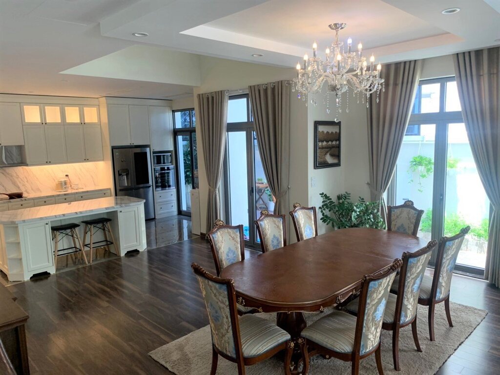 Fascinating 180sqm house for sale in Vinhomes The Harmony urban town 4