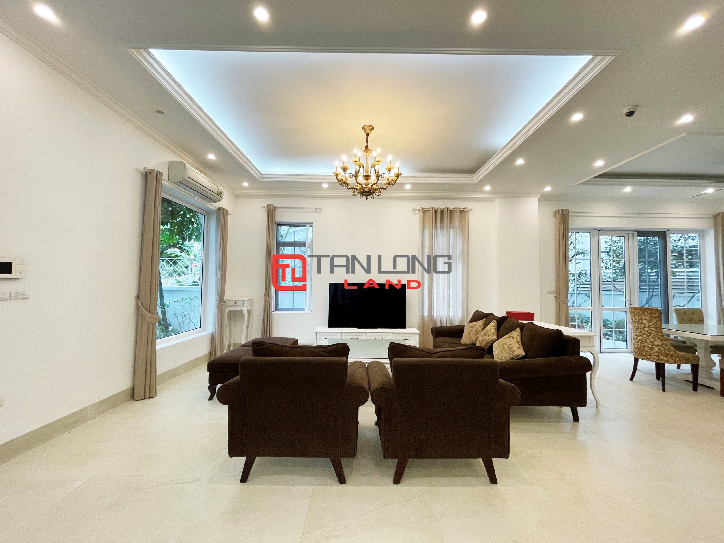 Full Furniture Villa for rent with 4 Bedrooms in Vinhomes Riverside Long Bien 4
