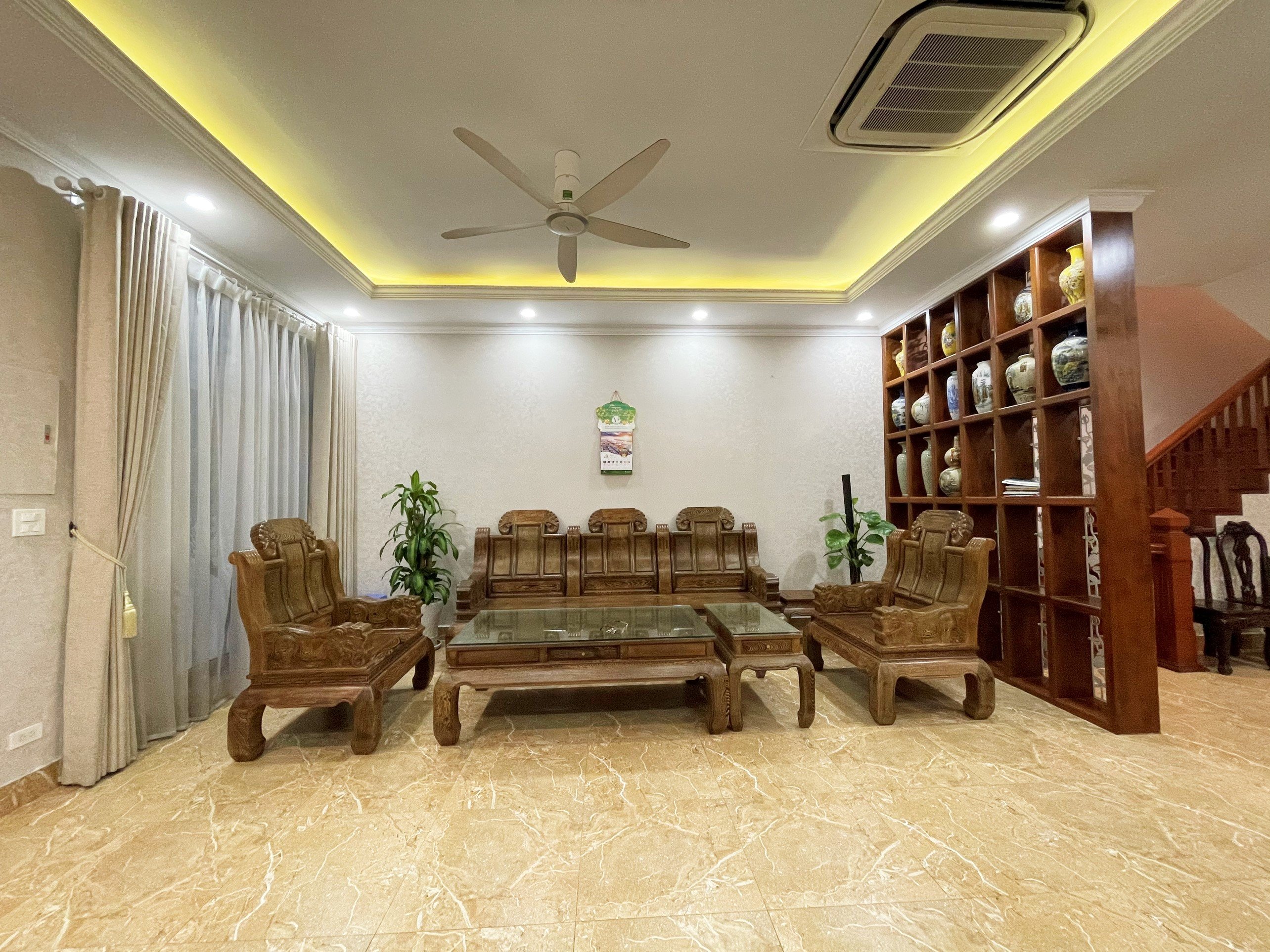 Full Furniture Villa in Nguyen Que area Vinhomes The Harmony for rent only 1300 usd/month 3