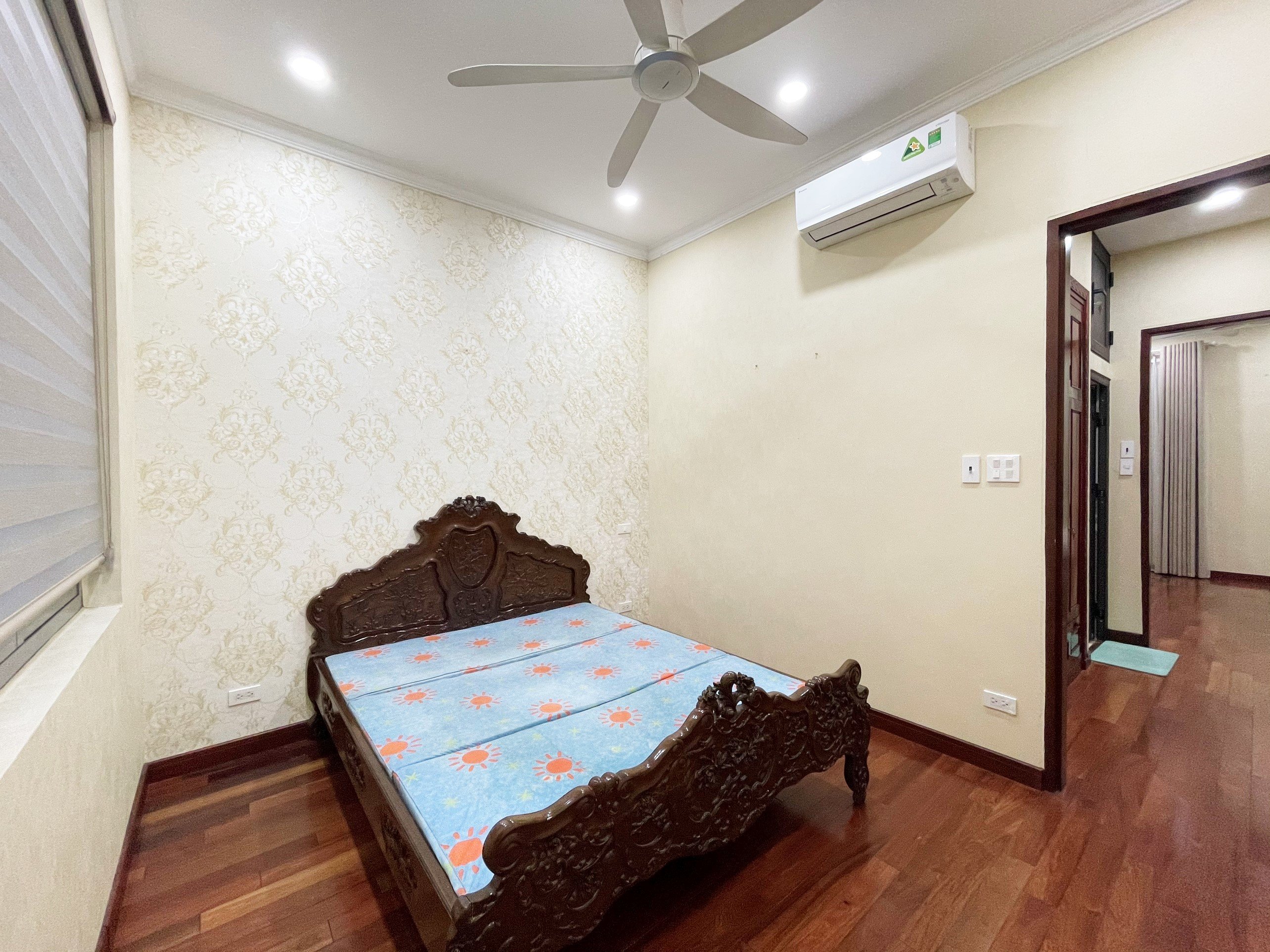 Full Furniture Villa in Nguyen Que area Vinhomes The Harmony for rent only 1300 usd/month 10