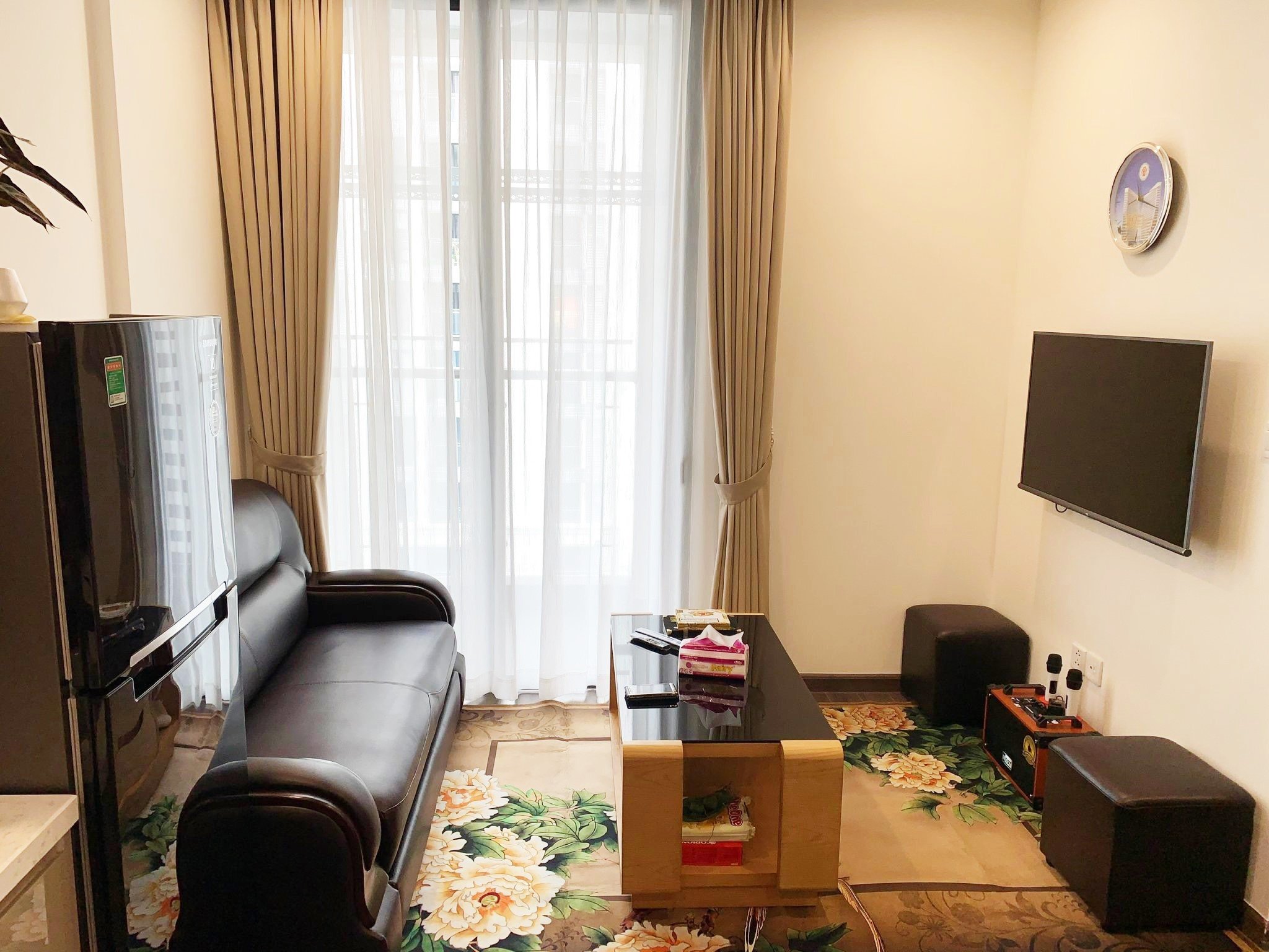 Fully furnished 1 bedroom apartment for rent in building S6A at Vinhomes Symphony 1