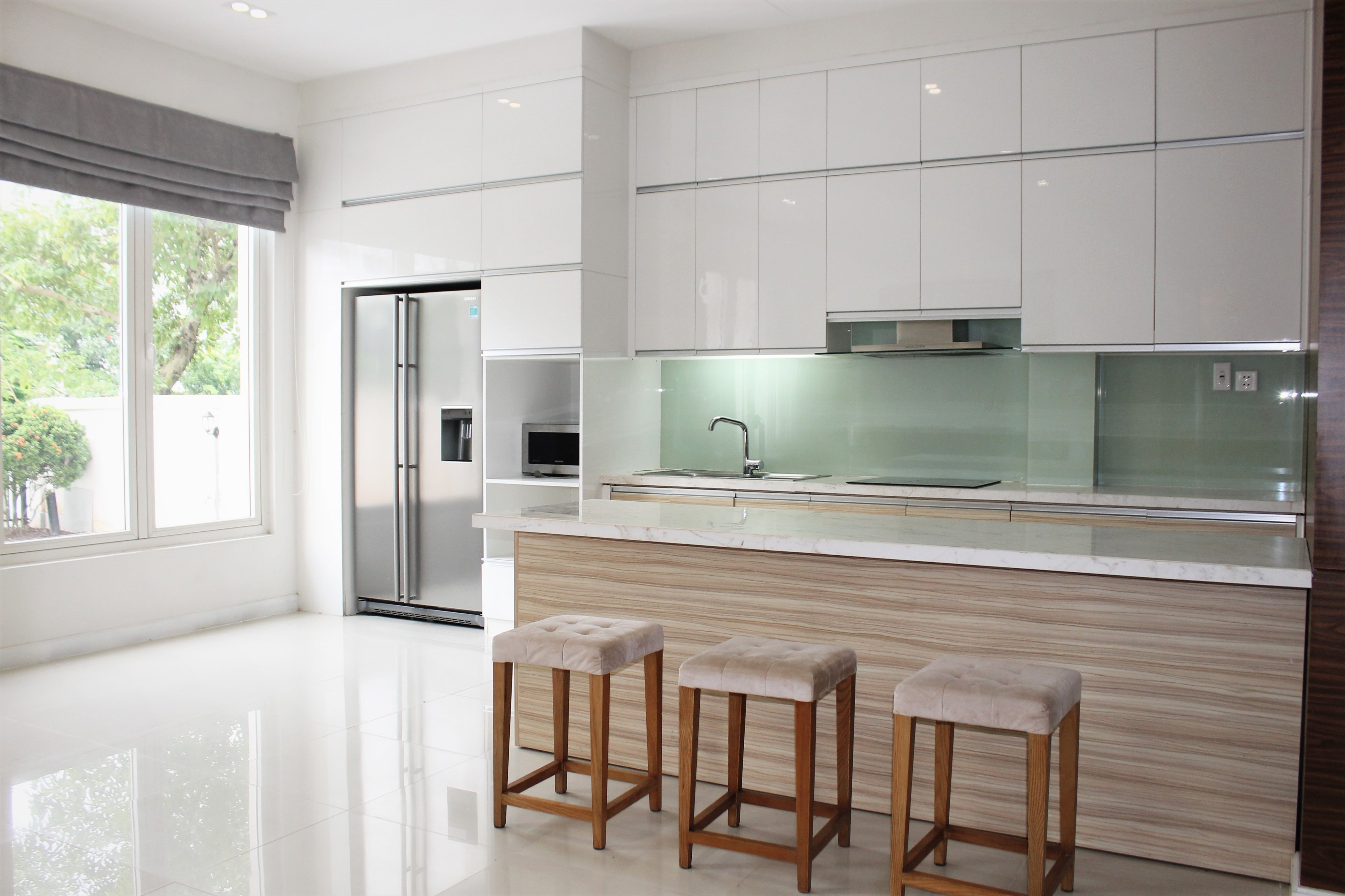 Fully furnished Duplex Villa for rent in Vinhomes Riverside 5