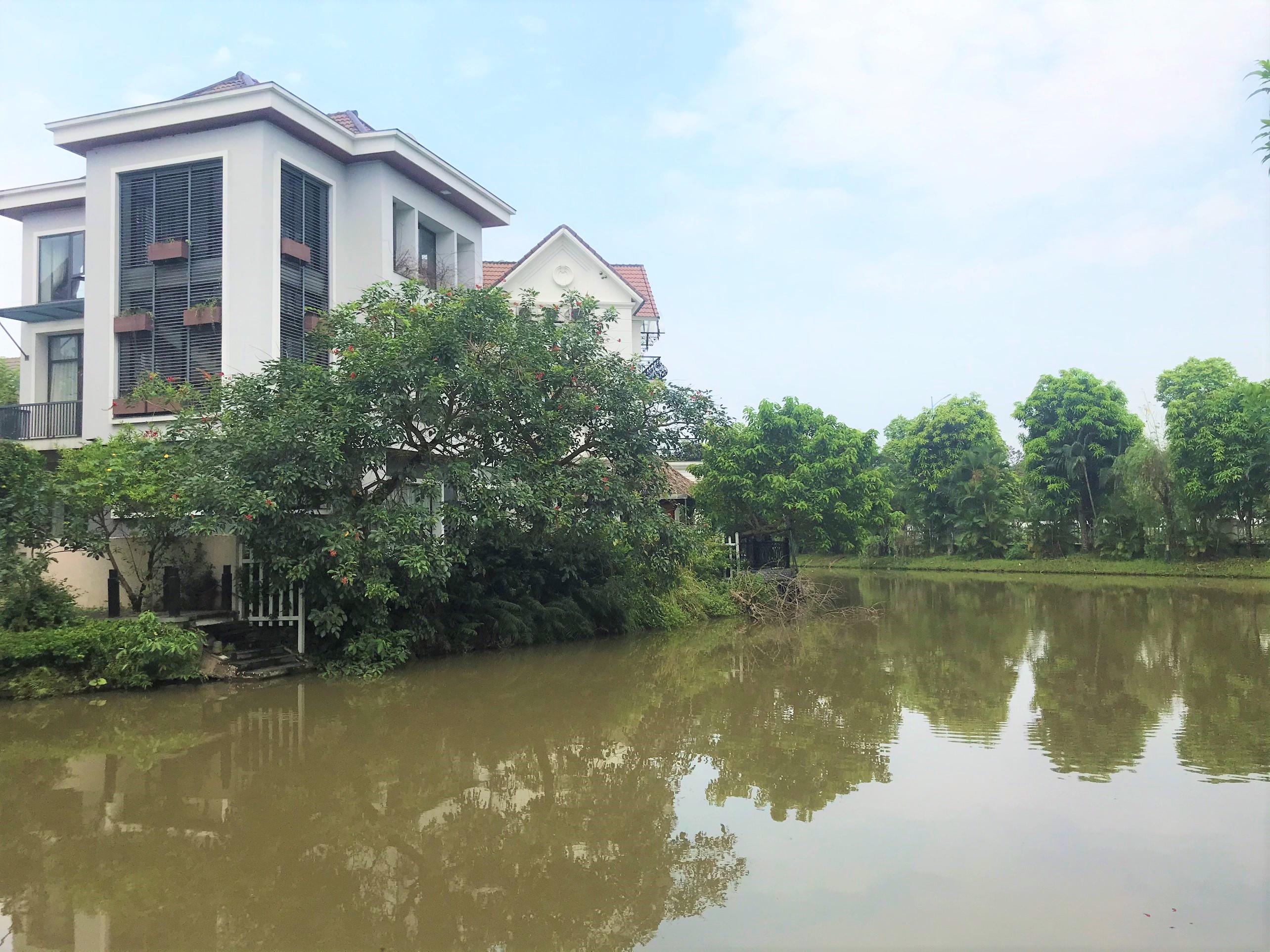 Fully furnished Duplex Villa in Vinhomes Riverside - close to almost utilites 13