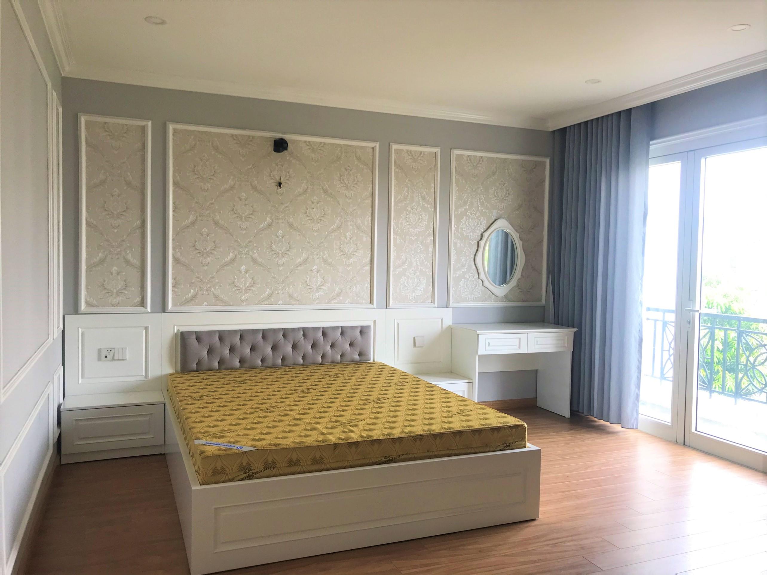 Fully furnished Duplex Villa in Vinhomes Riverside - close to almost utilites 7