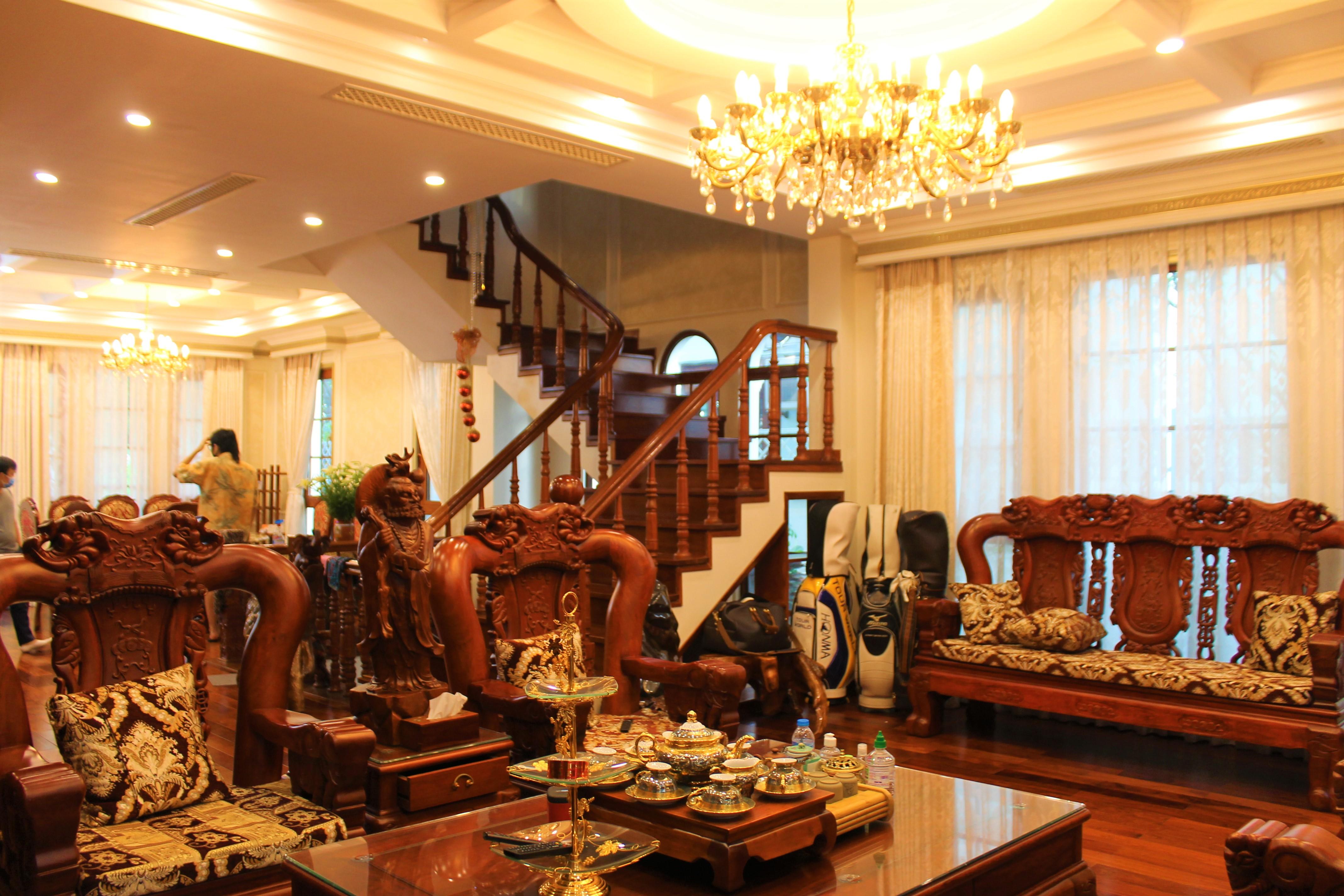 Fully furnished Duplex Villa in Vinhomes Riverside for rent or for sale 3