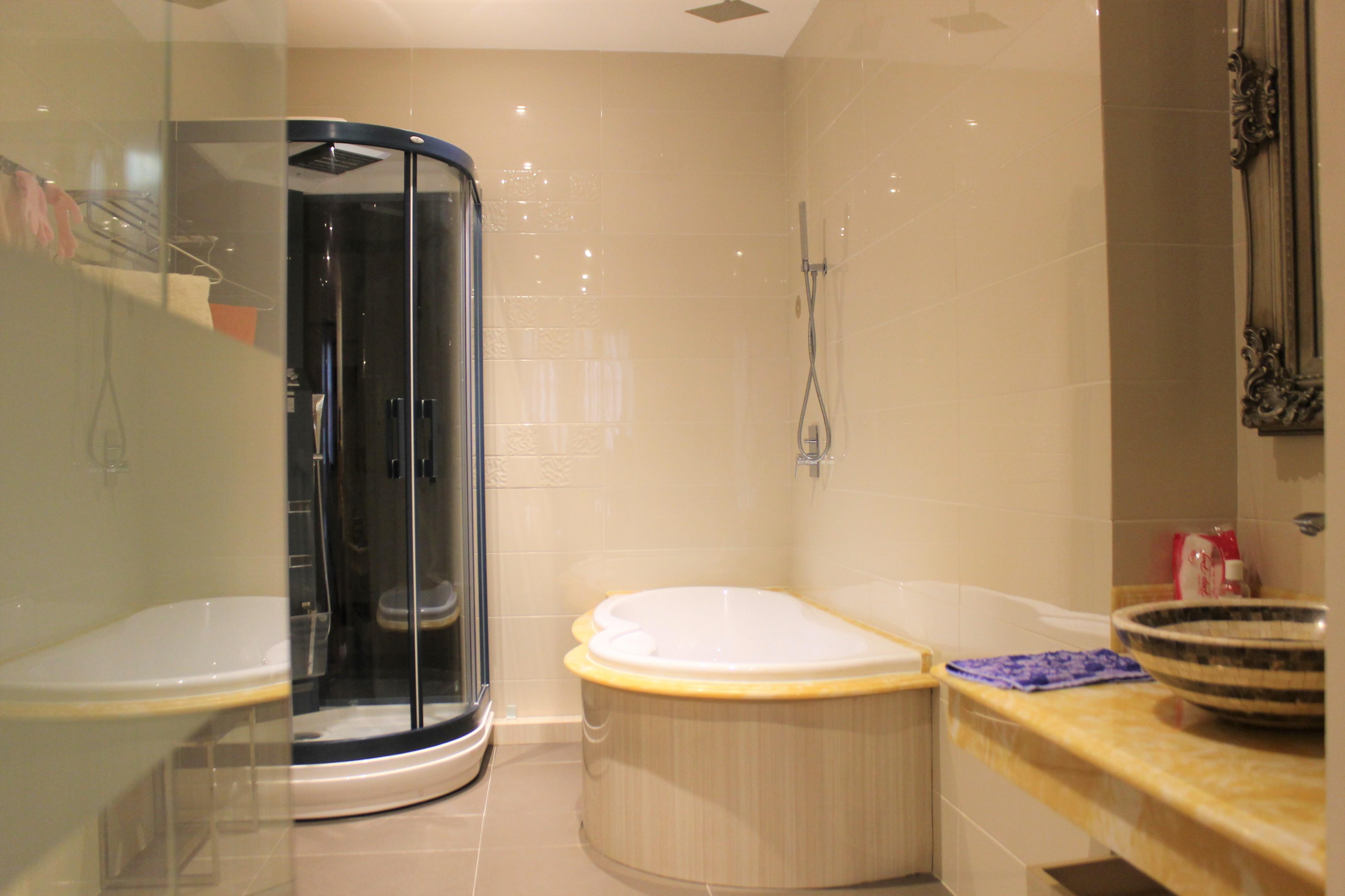 Fully furnished Duplex Villa in Vinhomes Riverside for rent or for sale 7