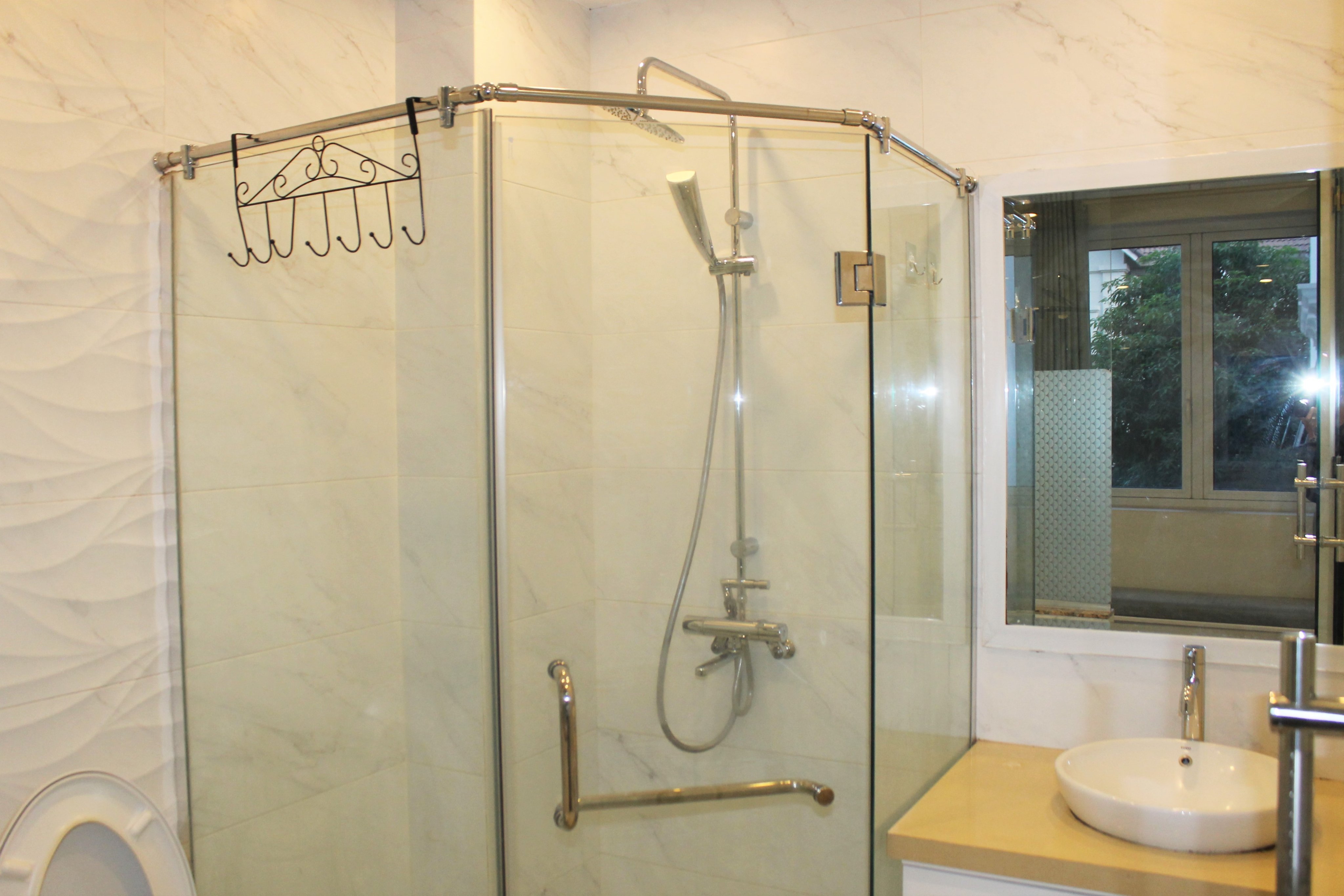 Furnished 3 Bedrooms Duplex Villa To Lease In Vinhomes Riverside 6