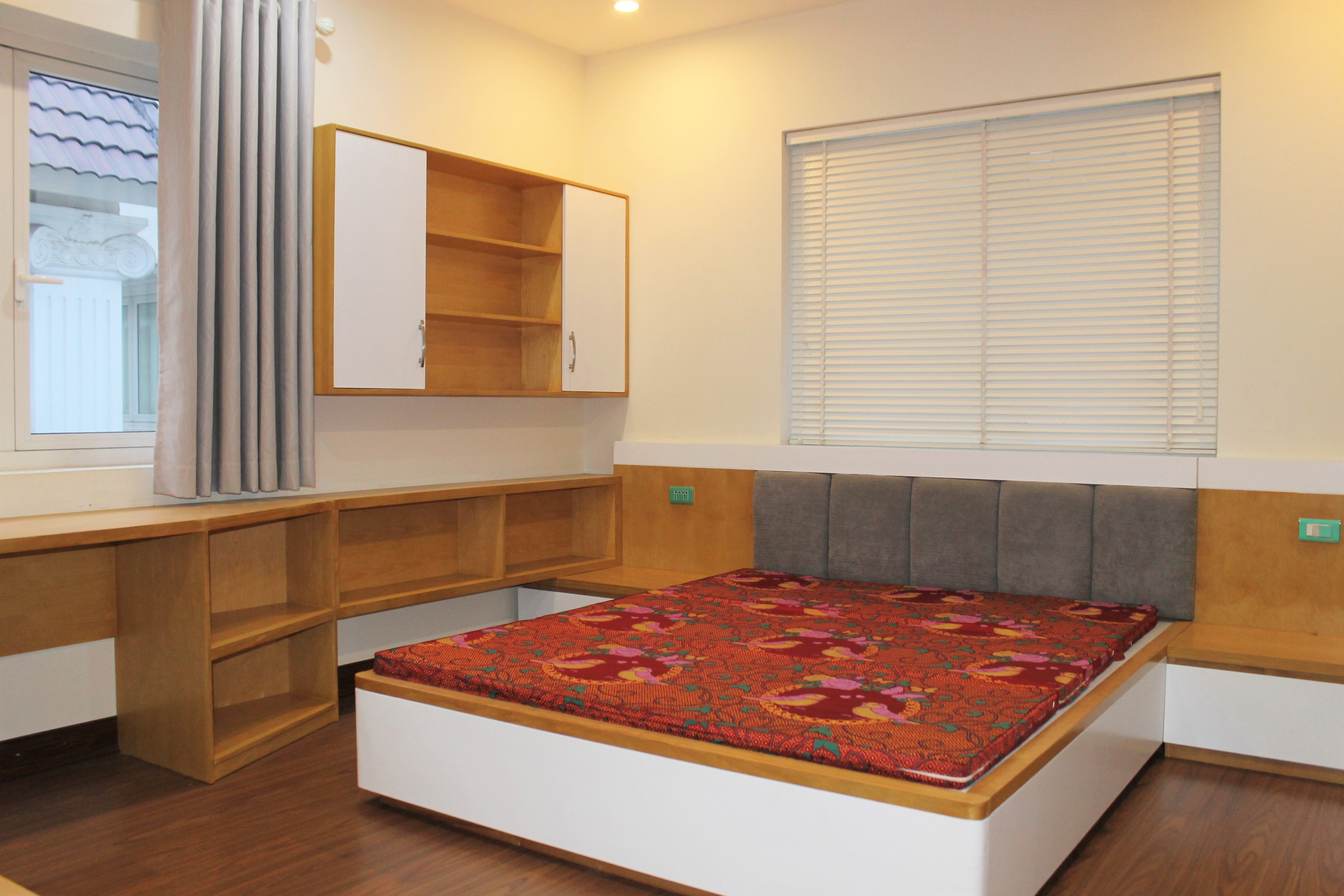 Furnished 3 Bedrooms Duplex Villa To Lease In Vinhomes Riverside 7