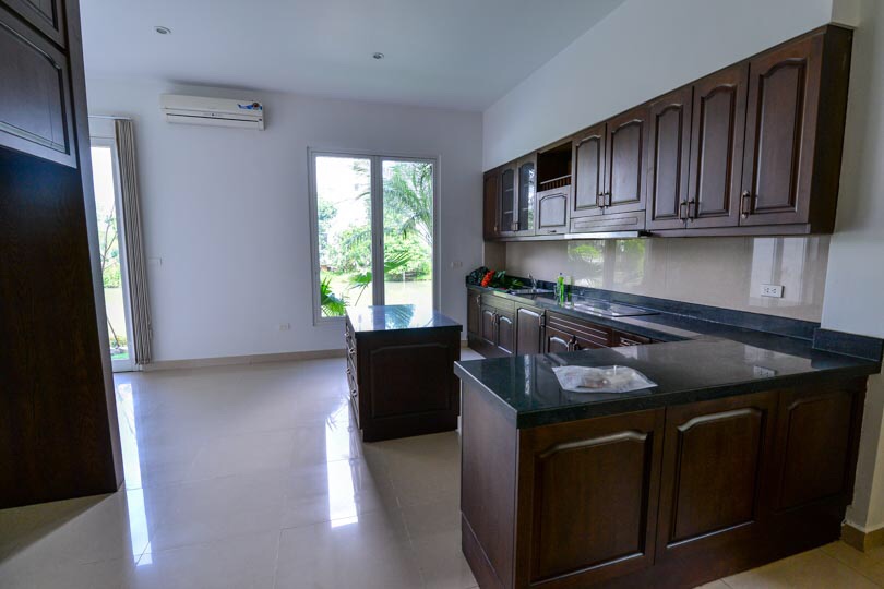 Furnished Villa for rent in Hoa Sua 3, Vinhomes Riverside 3