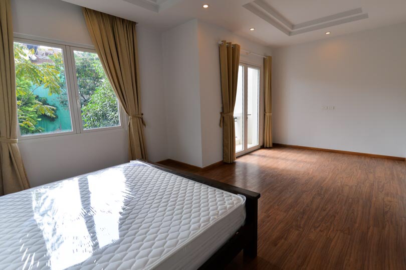 Furnished Villa for rent in Hoa Sua 3, Vinhomes Riverside 6