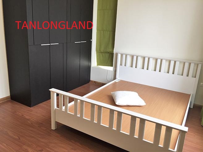 Good price villas for rent on Vinhomes Riveside - Long Bien 9