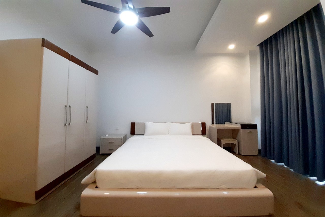Gorgeous, Brand-new Villa for Rent | Lake nearby 9