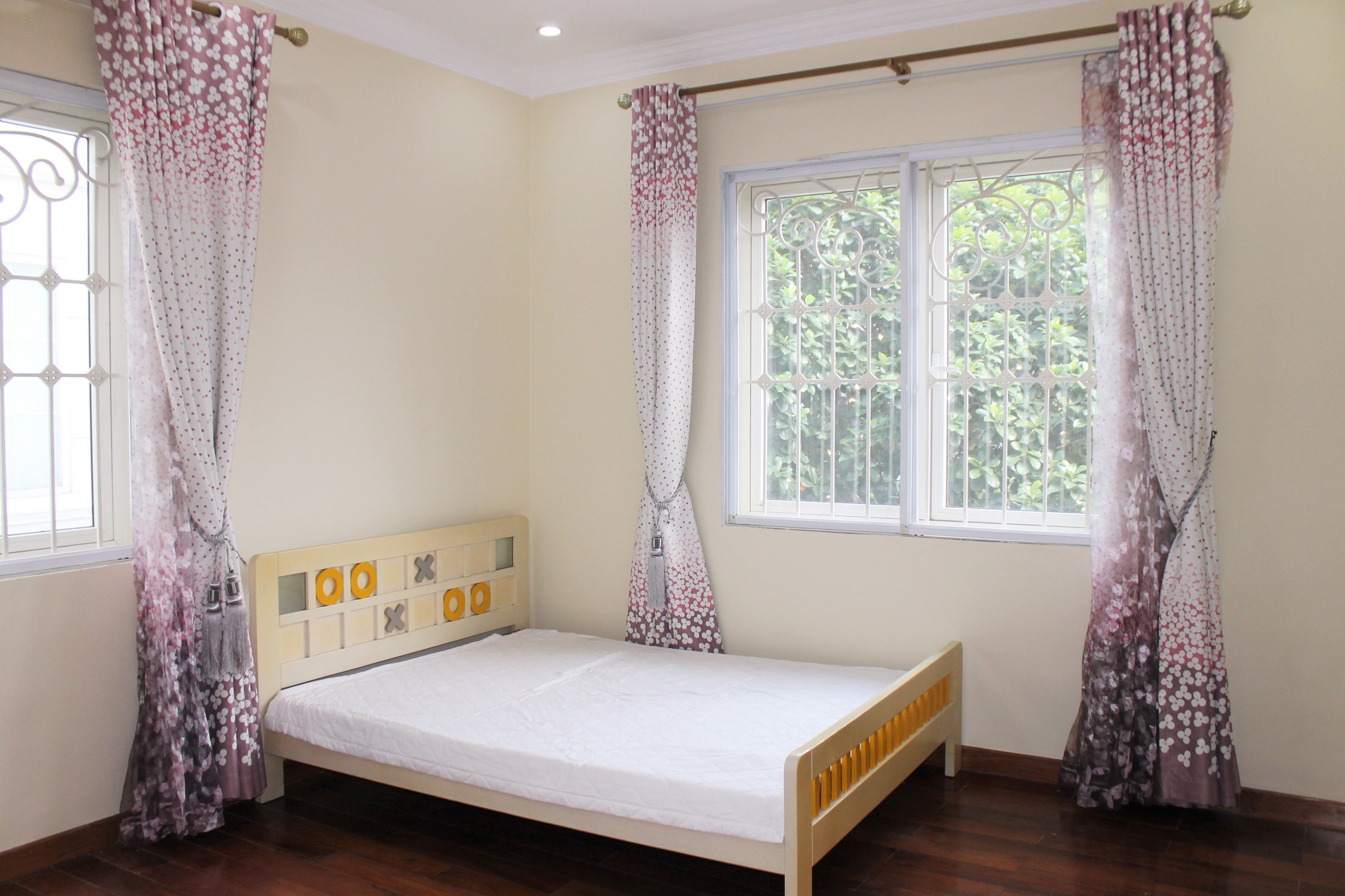Hanoi Furnished 3 Bedrooms Duplex Villa To Lease at Vinhomes Riverside 12