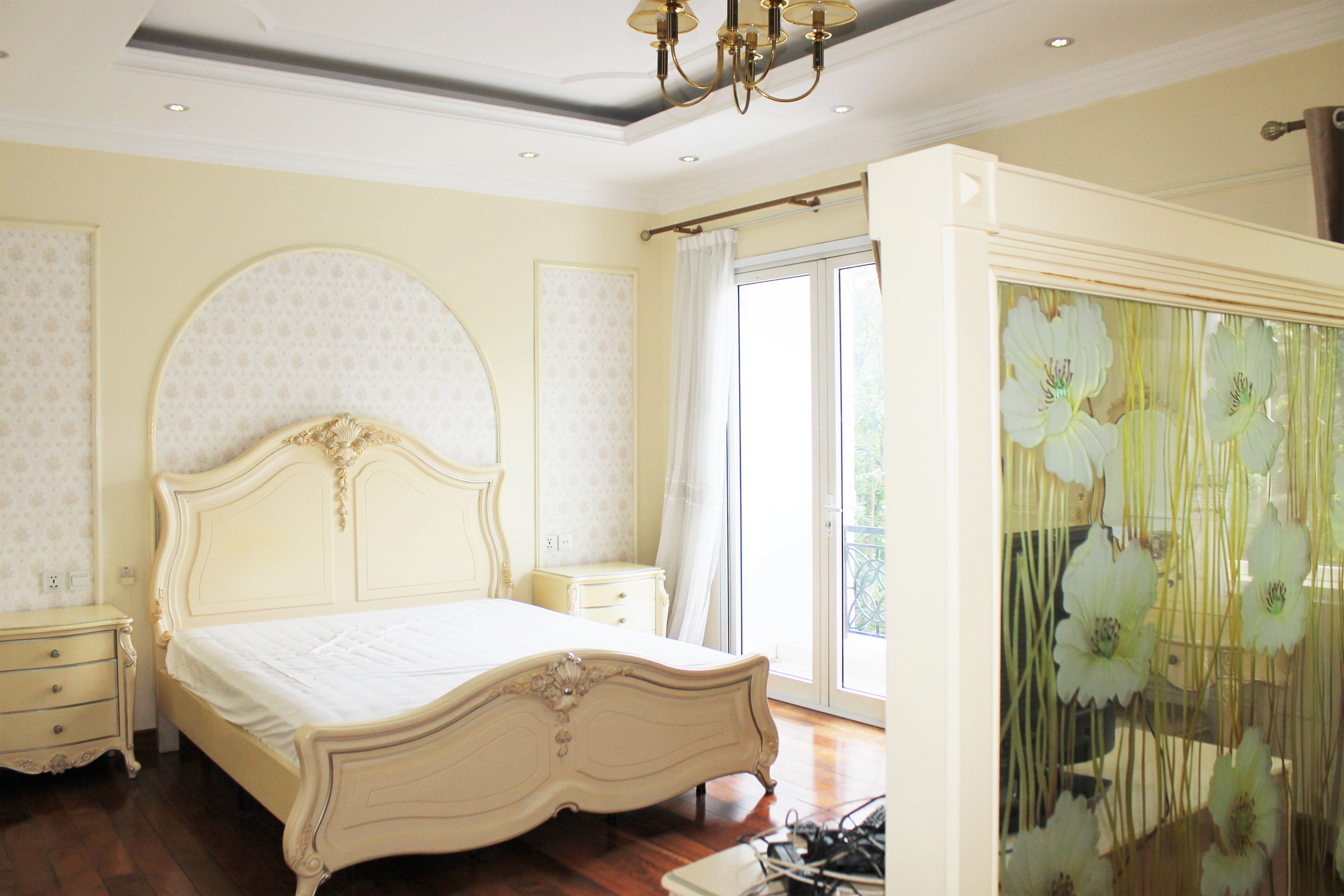 Hanoi Furnished 3 Bedrooms Duplex Villa To Lease at Vinhomes Riverside 6