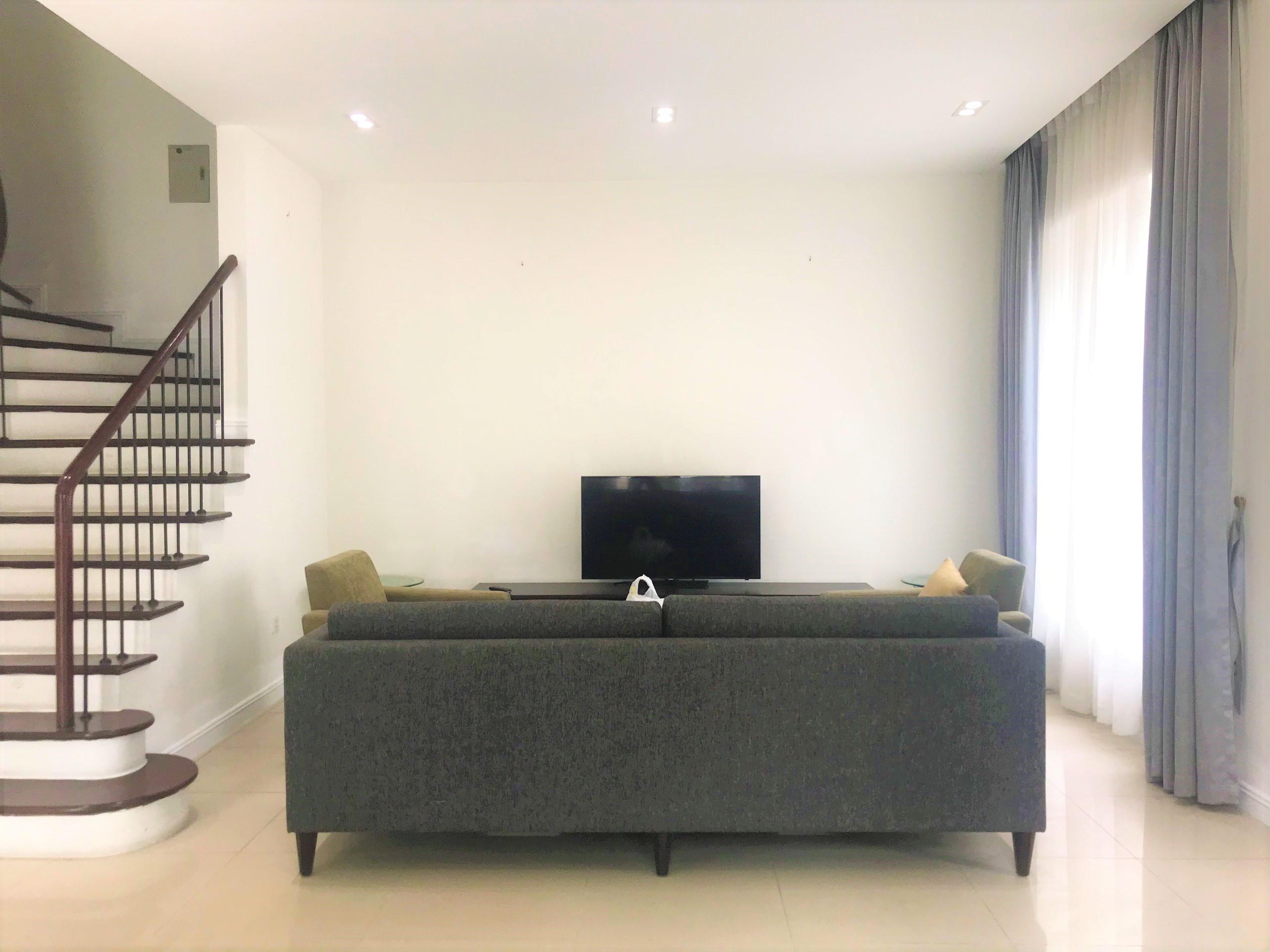 Hanoi Furnished 4 Bedrooms Villa To Lease In Vinhomes Riverside 3