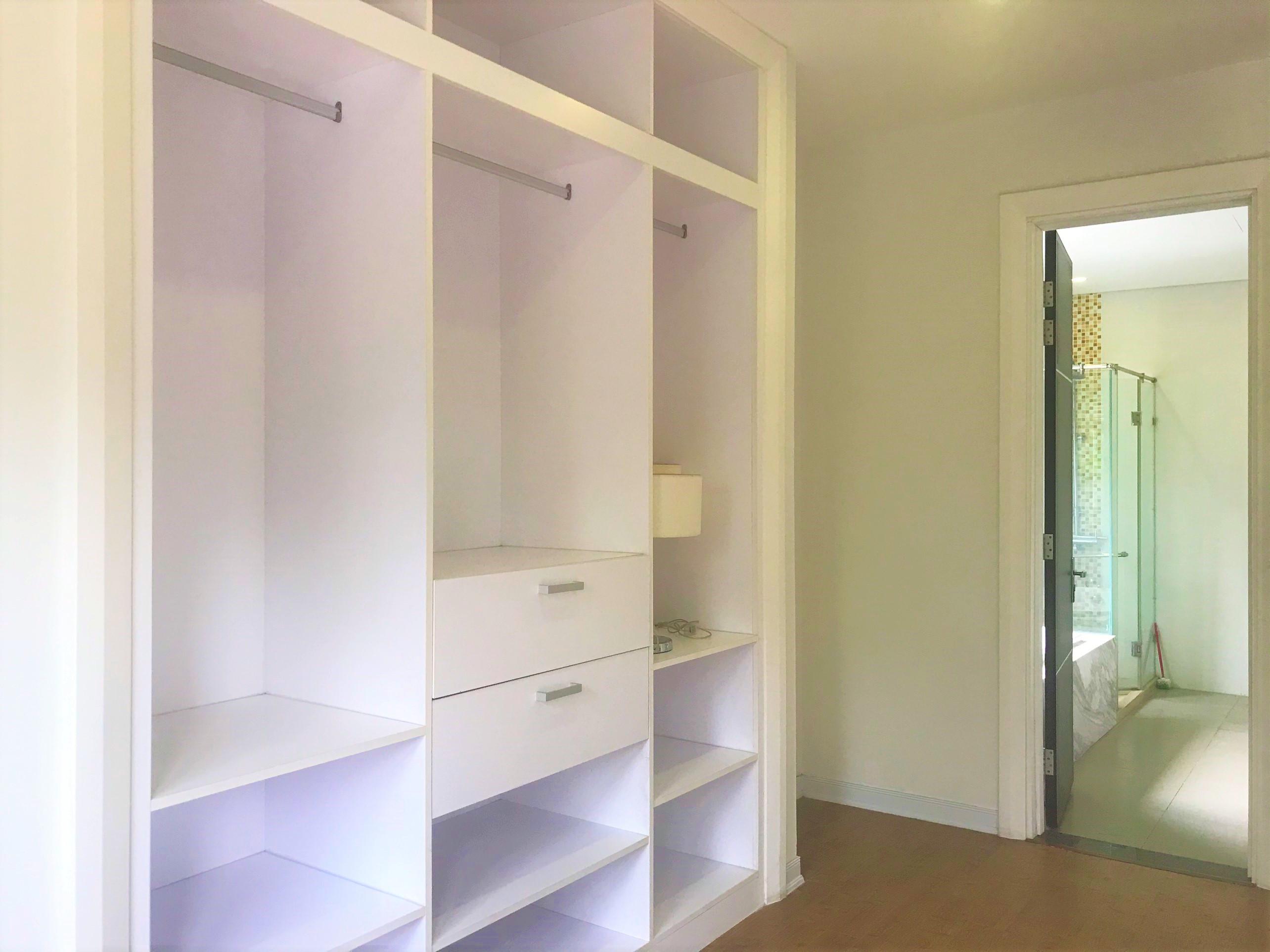 Hanoi Furnished 4 Bedrooms Villa To Lease In Vinhomes Riverside 6