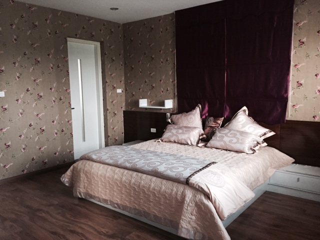 Hoa Lan villa with 5 bedrooms in Vinhomes Riverside Long Bien for rent 13