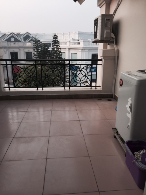 Hoa Lan villa with 5 bedrooms in Vinhomes Riverside Long Bien for rent 16