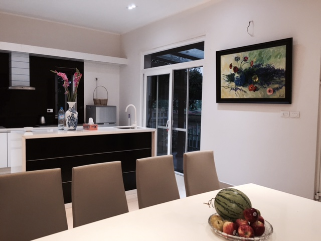 Hoa Lan villa with 5 bedrooms in Vinhomes Riverside Long Bien for rent 9
