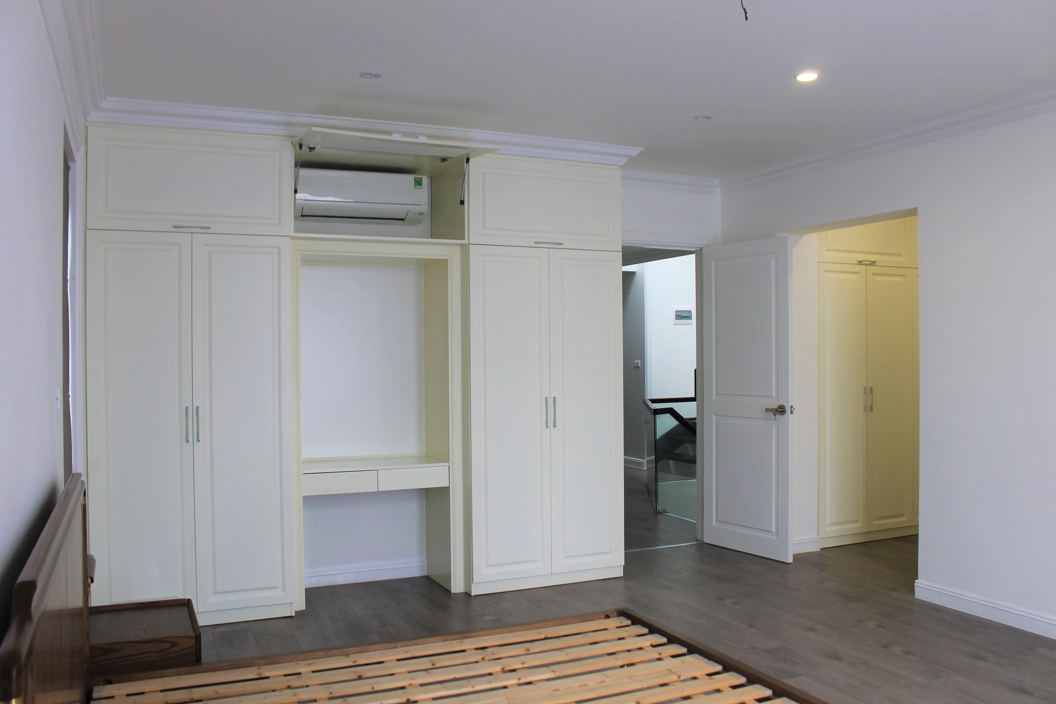 HUGE SPACIOUS FURNISHED DETACHED VINHOMES RIVERSIDE VILLA TO LEASE 9