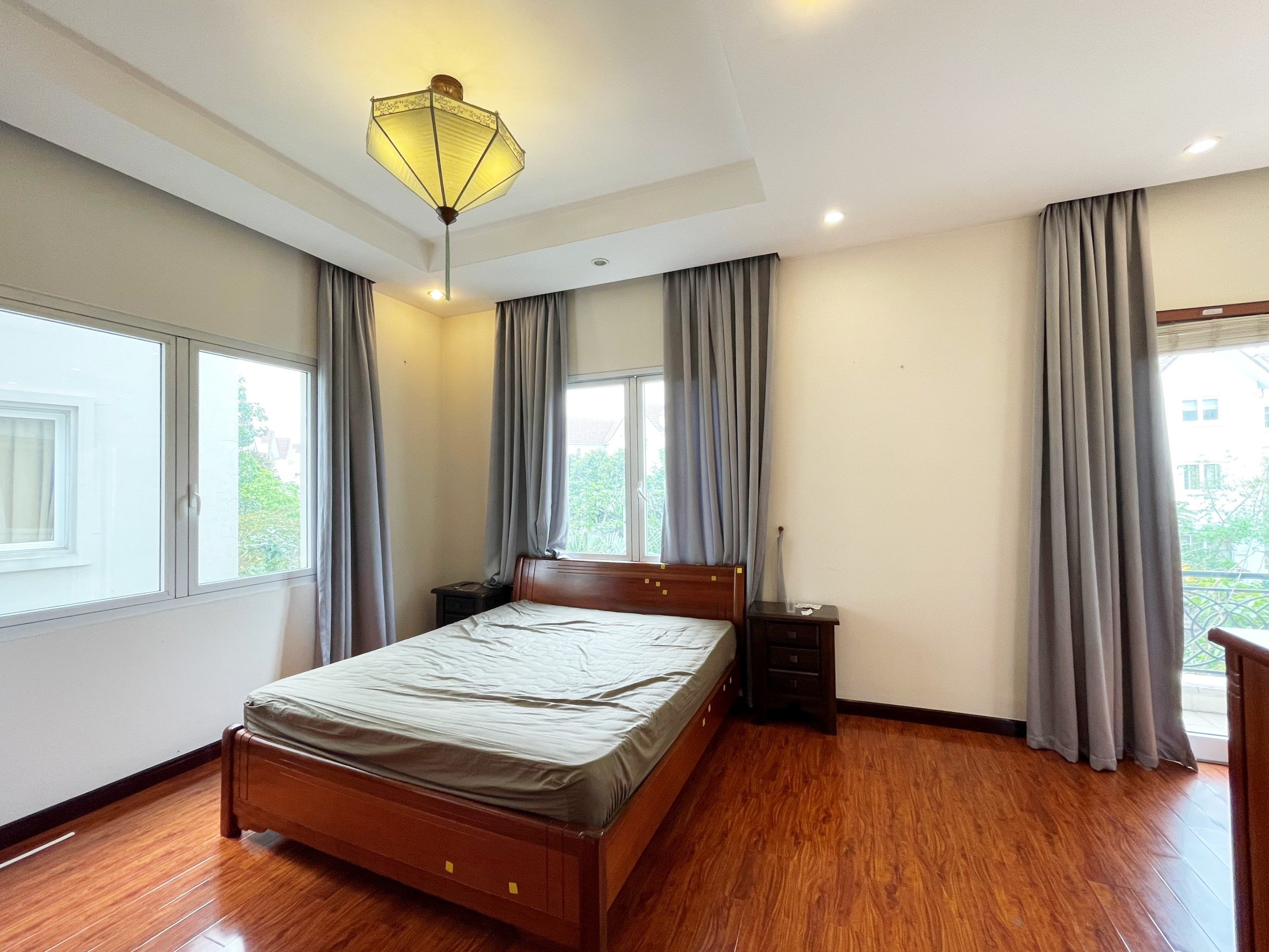Impressive designed villa in Sao Bien Vinhomes Ocean park for rent 5