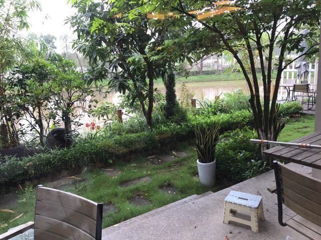 Lake house for lease in Vinhomes Riverside with modern and splendid indoor interior 21