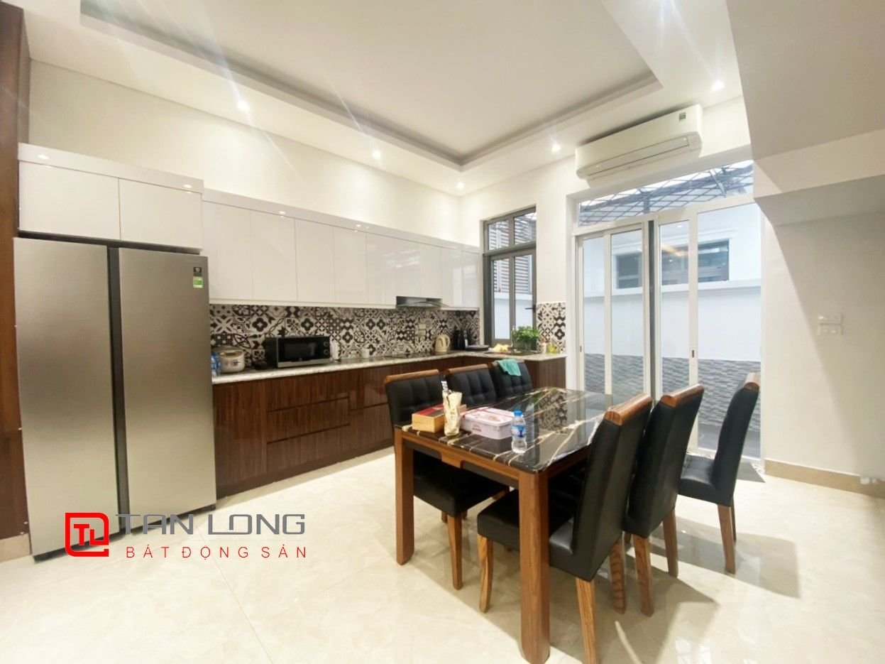 Lakeside Villa for rent near Vinschool at Vinhomes The Harmony 4