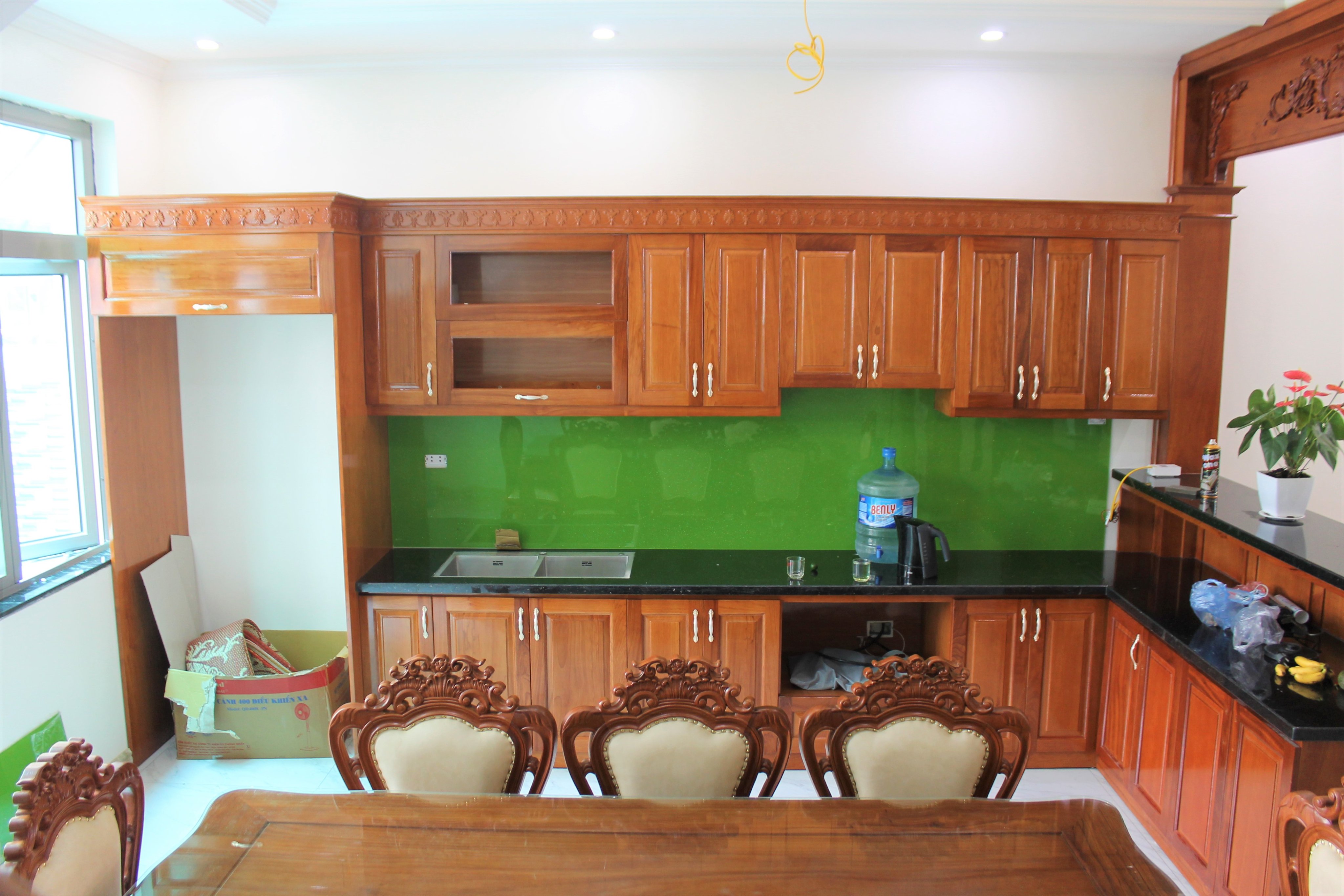 The full furniture  new villa in Vinhomes Riverside The Harmony  - Nguyet Que for rent cheap price