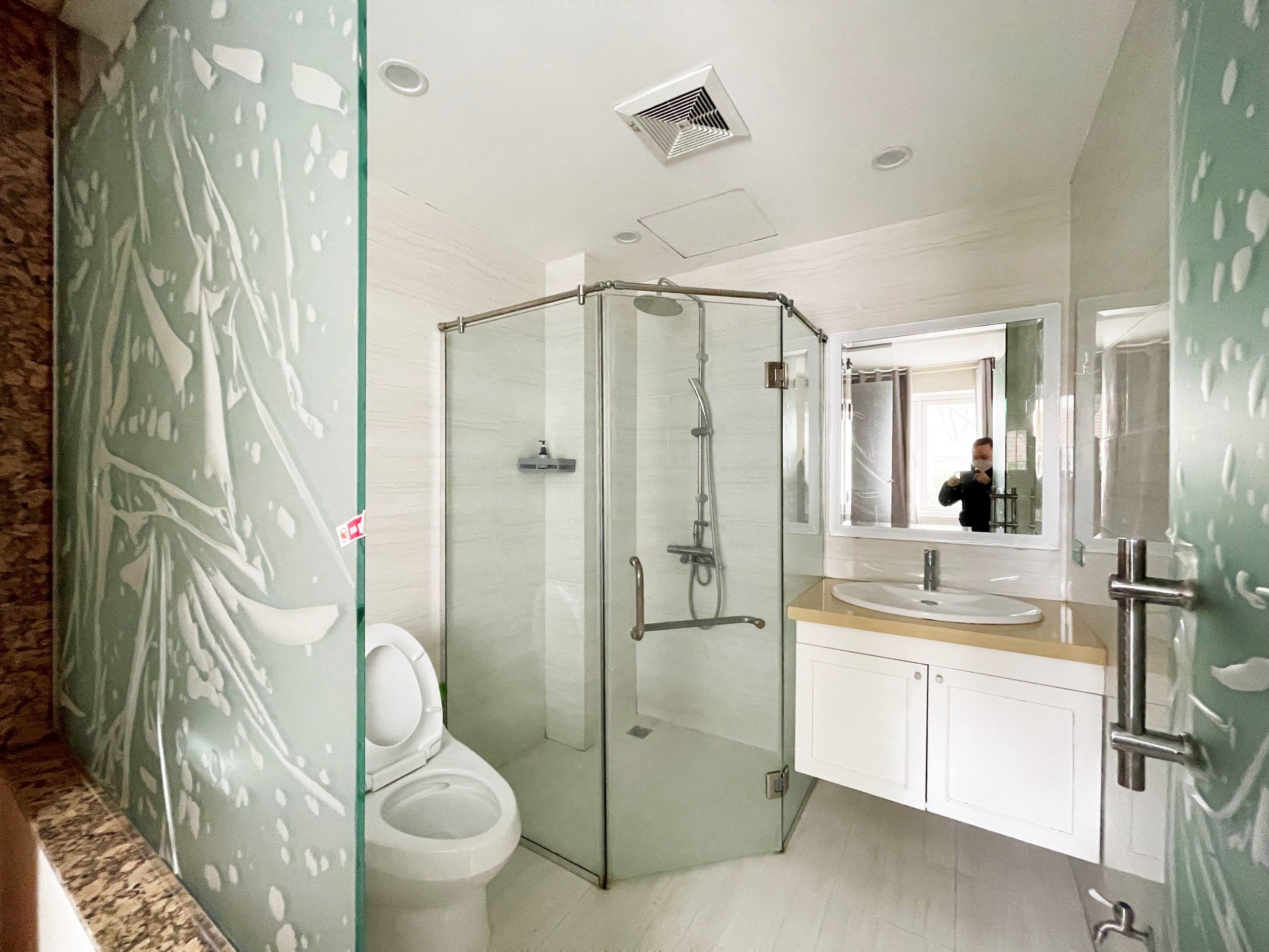 Lovely 3BRs villa for rent on Anh Dao, Vinhomes Riverside urban town 15