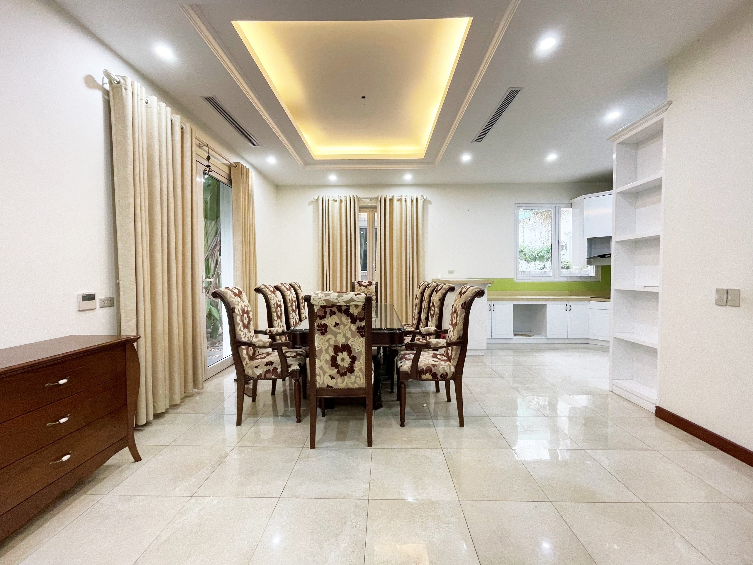 Lovely 3BRs villa for rent on Anh Dao, Vinhomes Riverside urban town 7
