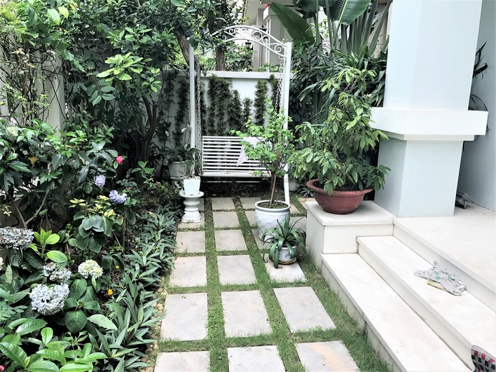 Lovely house for rent in Vinhomes Riverside - 200m - 4 bedroom | 4 bathroom 13