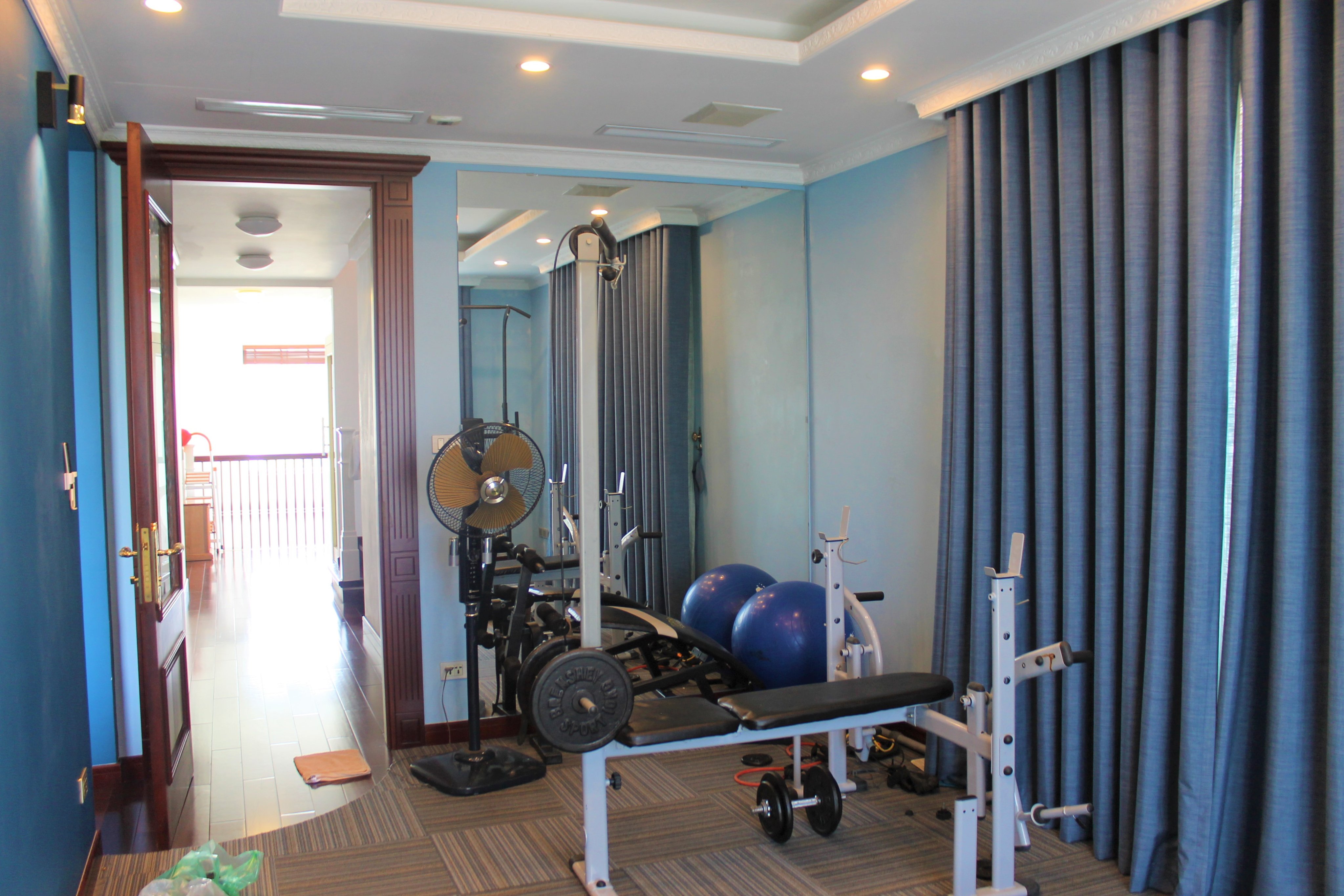 Luxury Furnished Vinhomes Riverside Villa To Rent With Elevator 12