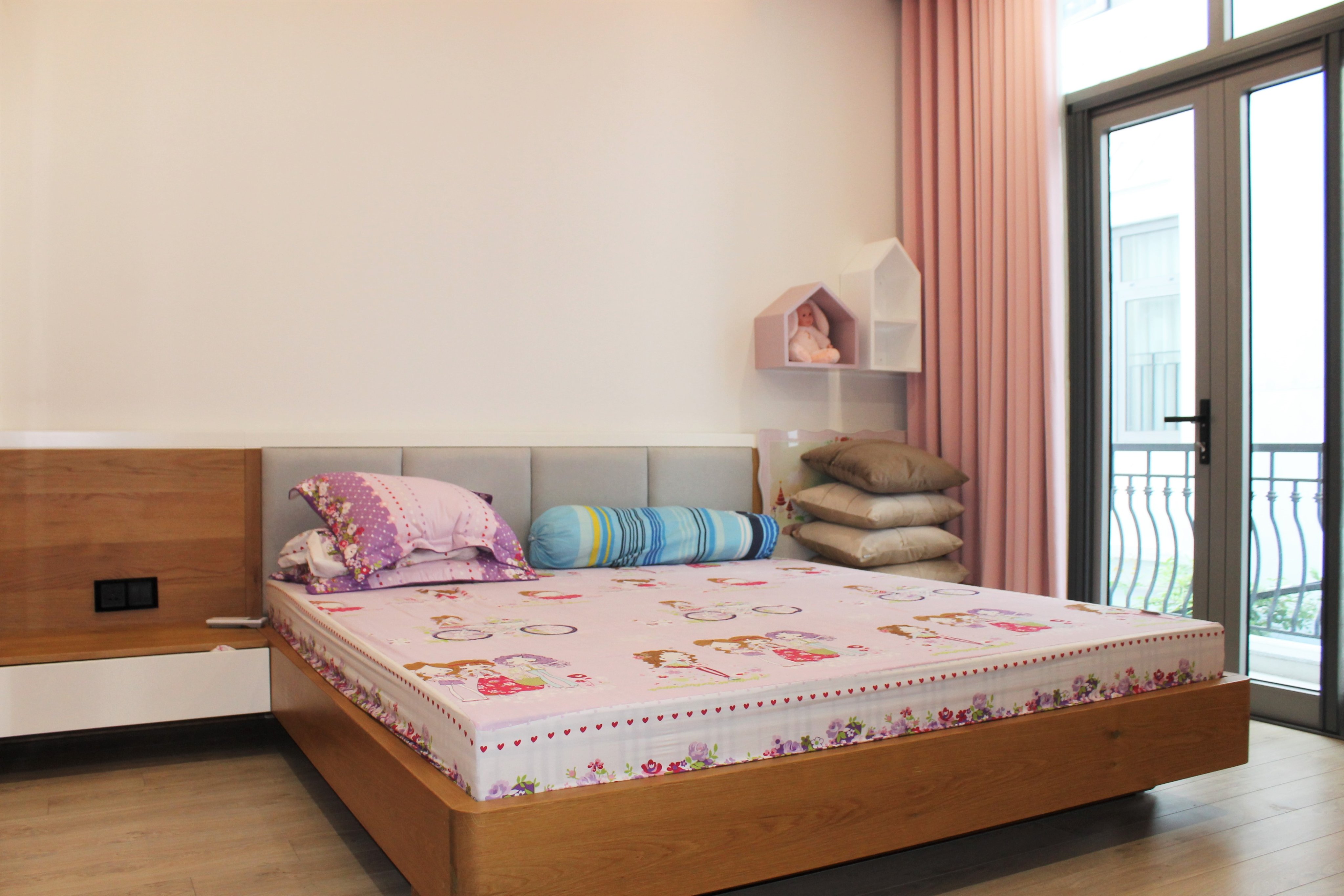 Luxury Furnished With Elevator And Koi Fish Pond Garden Villa At Vinhomes The Harmony To Lease 10