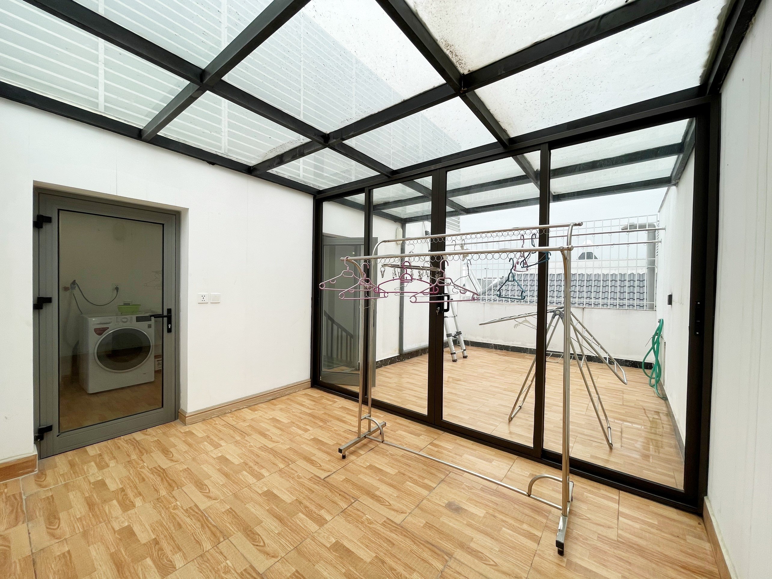 Luxury Villa in Hanoi Vinhomes Riverside The Harmony full furniture for rent 10