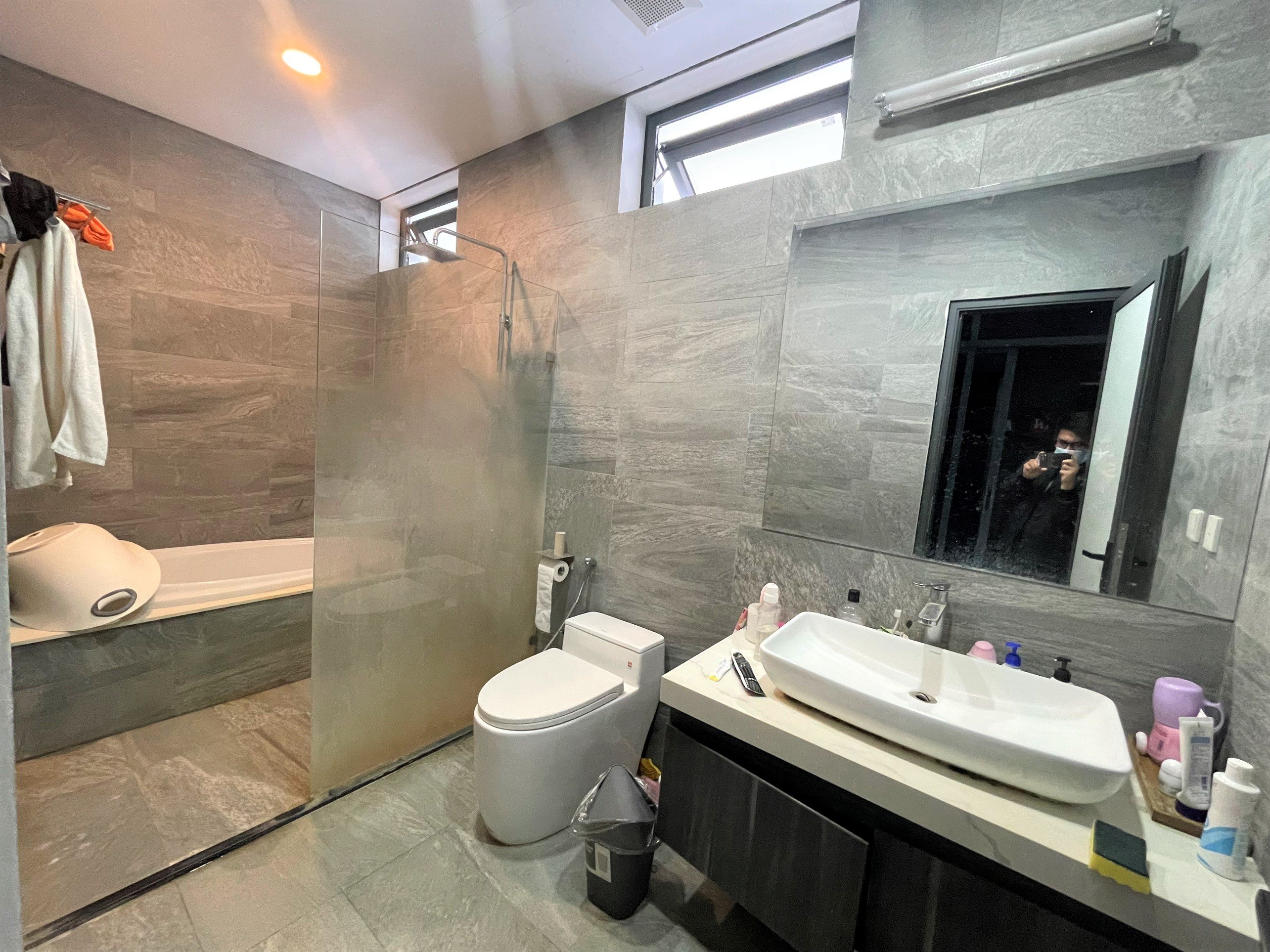 Modern semi-detached house for sale in Vinhomes The Harmony Nguyet Que 5