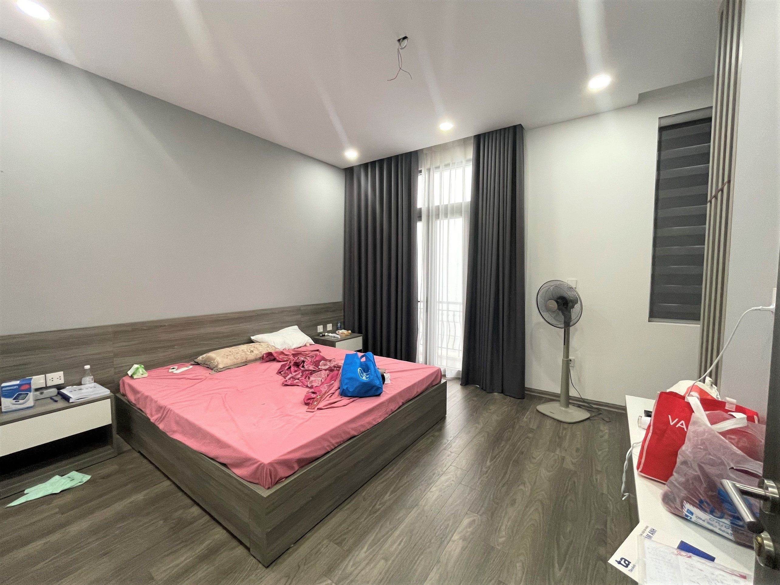 Modern semi-detached house for sale in Vinhomes The Harmony Nguyet Que 8