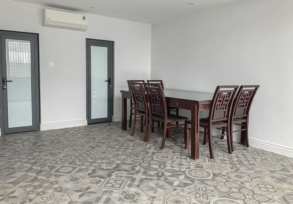 Near 12.4ha Air-Conditioning Lake Adjacent Villa for rent at Vinhomes The Harmony 17