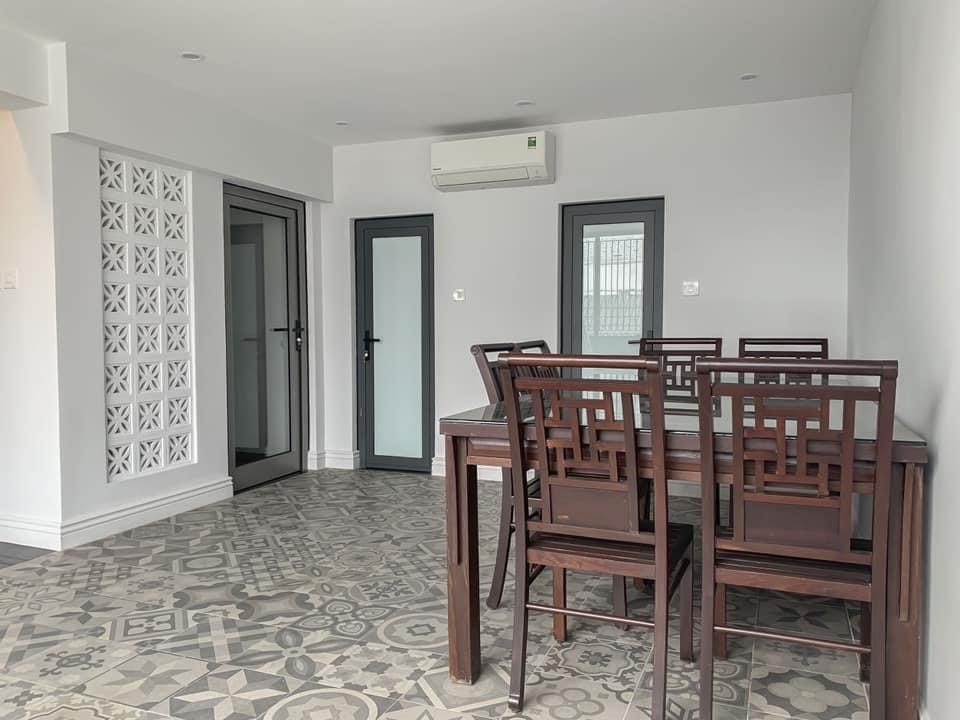 Near 12.4ha Air-Conditioning Lake Adjacent Villa for rent at Vinhomes The Harmony 18