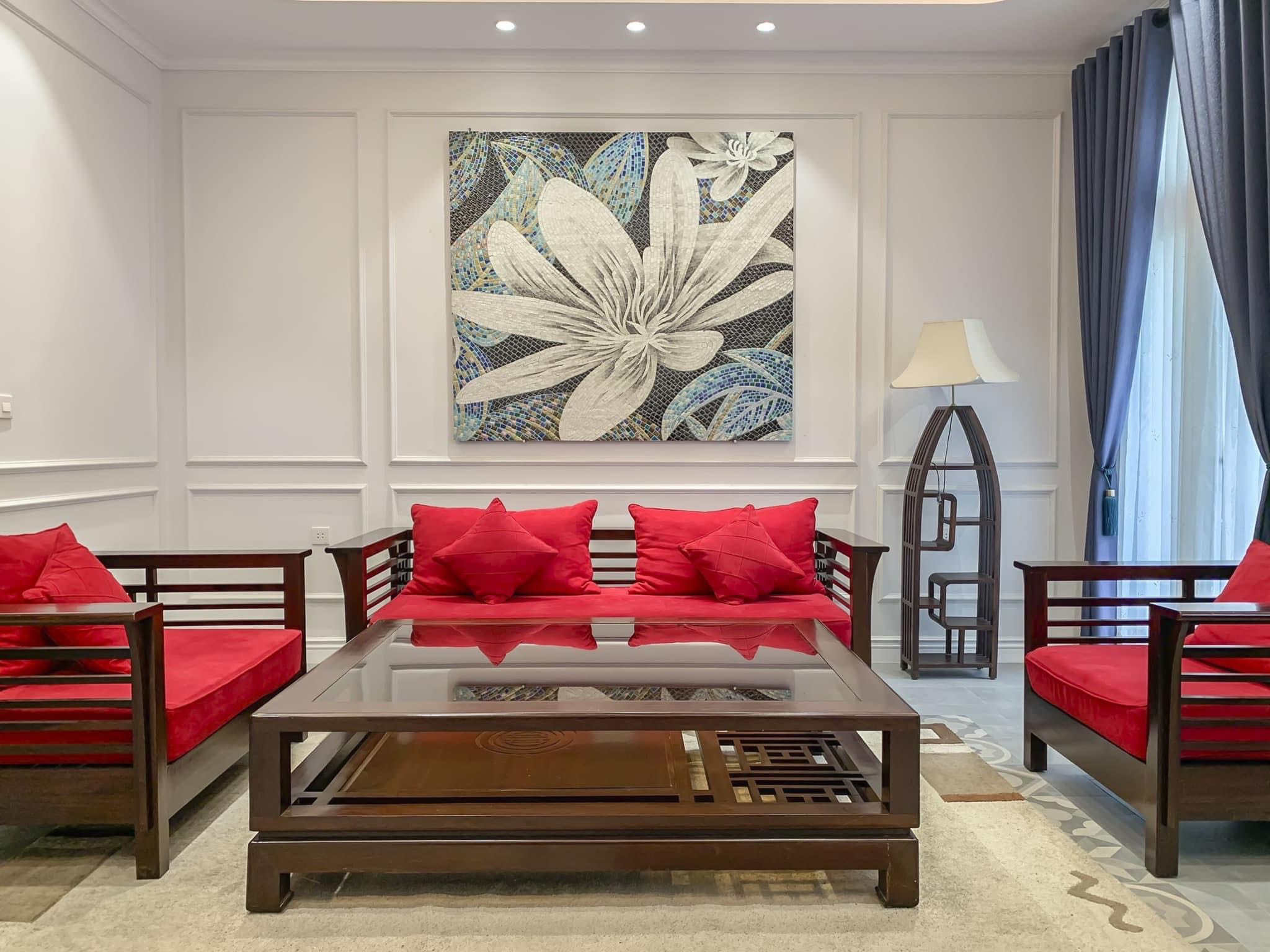 Near 12.4ha Air-Conditioning Lake Adjacent Villa for rent at Vinhomes The Harmony 6
