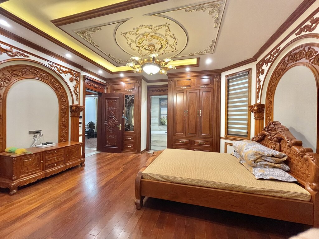 Neoclassical Detached villa for rent in Vinhomes The Harmony Urban Area 7