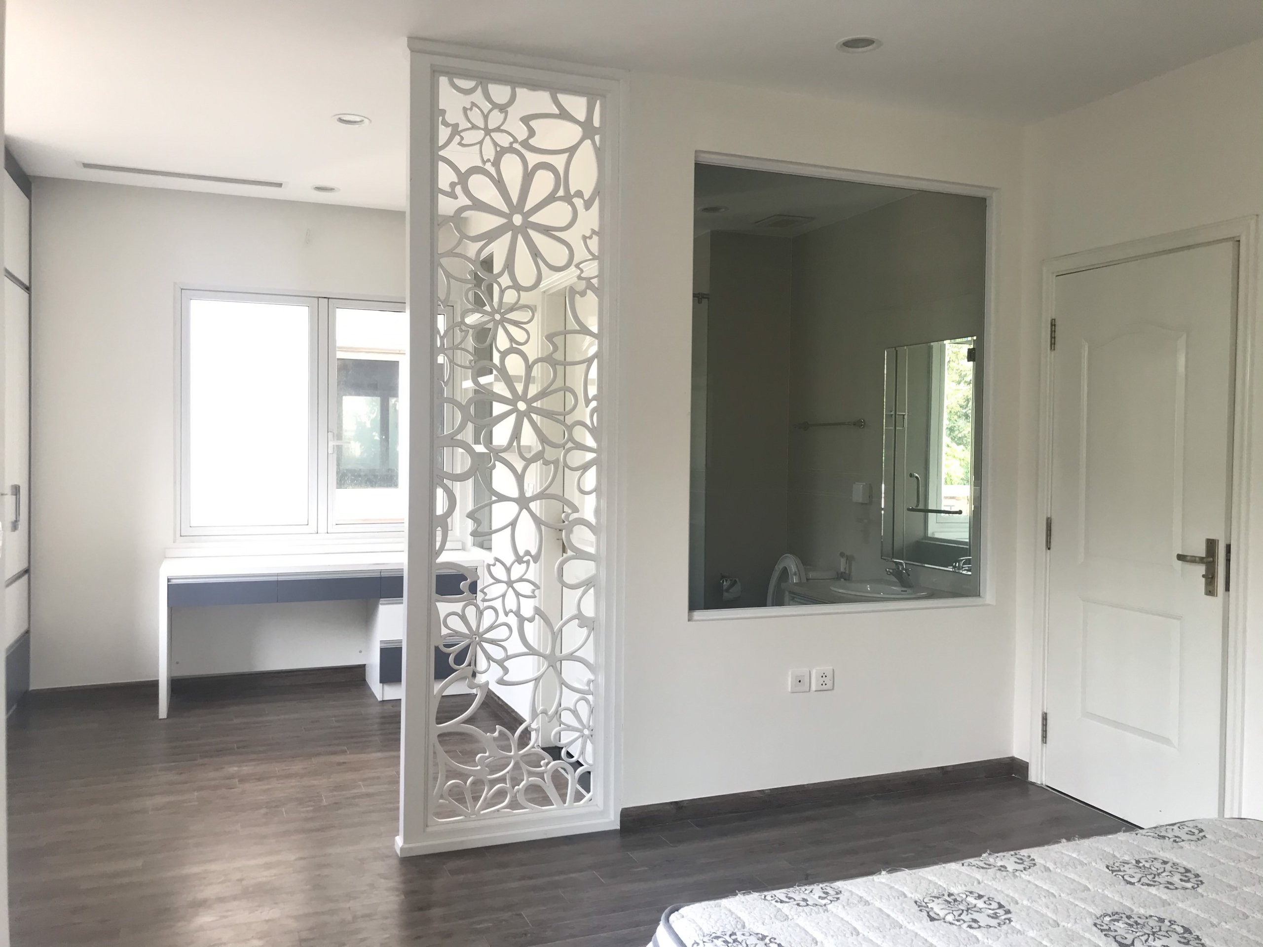 New Villa For Rent In Hoa Sua Vinhomes Riverside 3Bedroom Fully Furnished 1