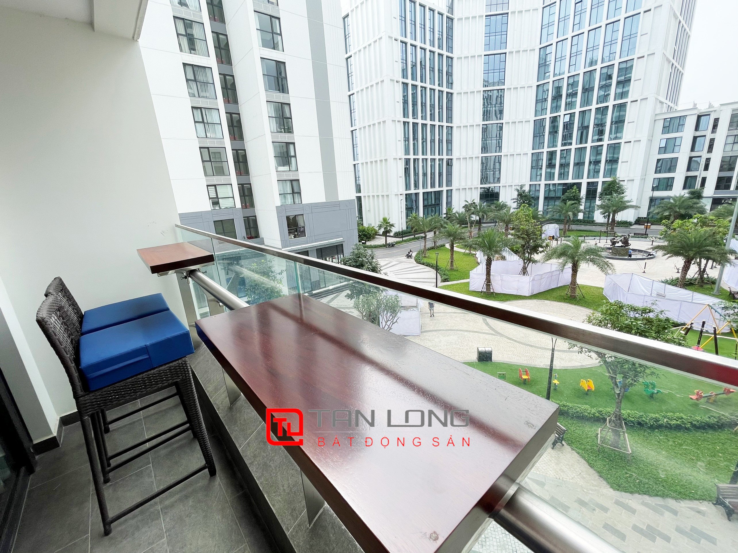 North Balcony S6A Low-rise Apartment for sale at Vinhomes Symphony Long Bien 17