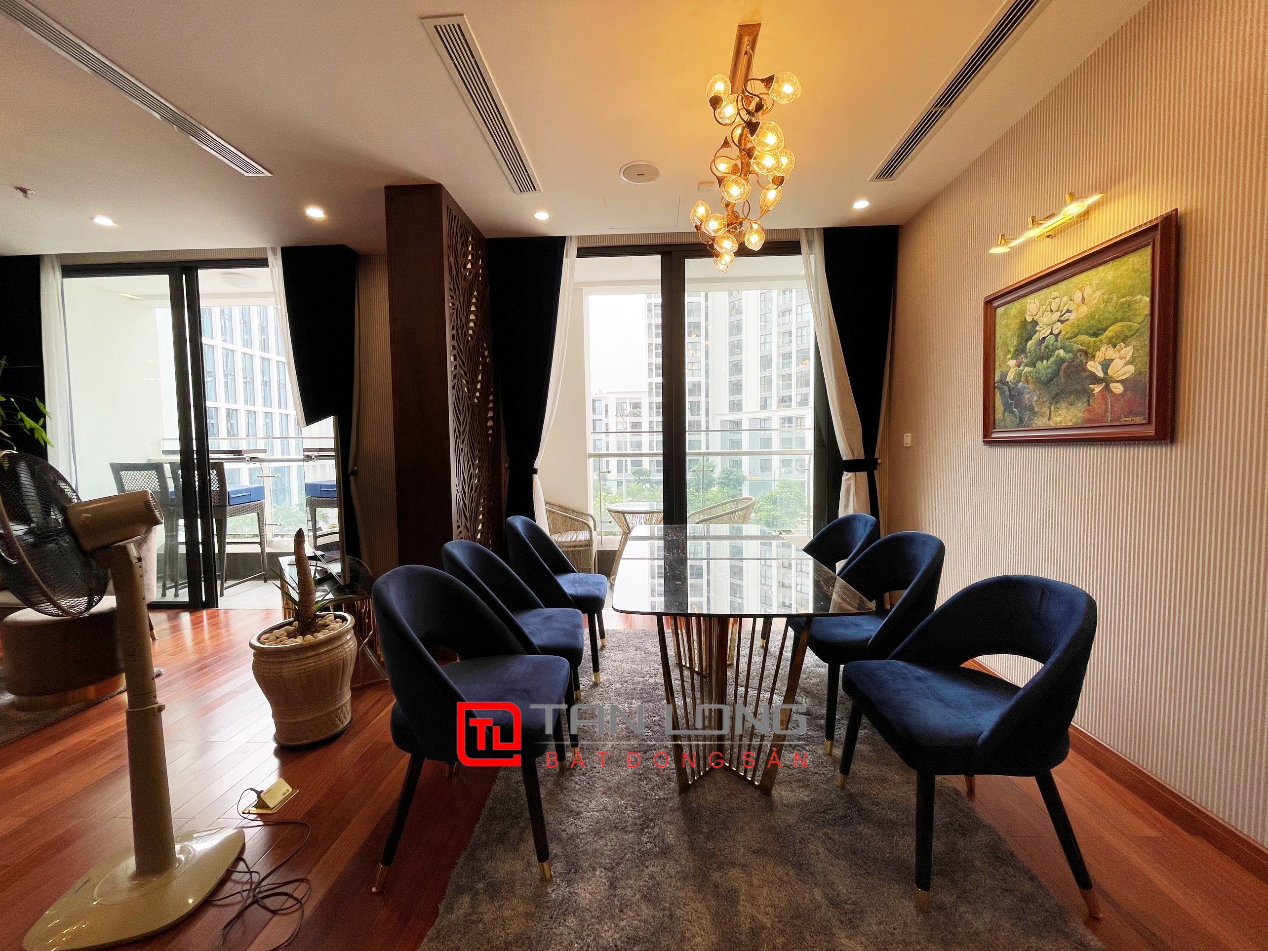 North Balcony S6A Low-rise Apartment for sale at Vinhomes Symphony Long Bien 5