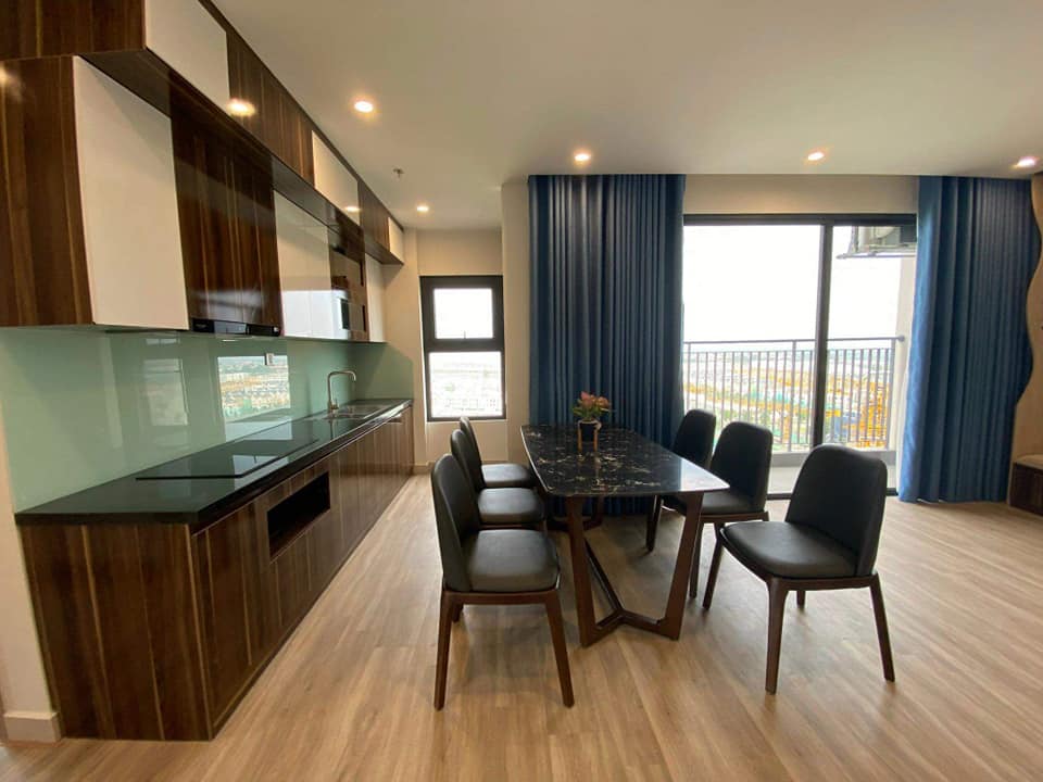 Opulent 3-bedrooms apartment in Vinhomes Ocean Park for rent 2