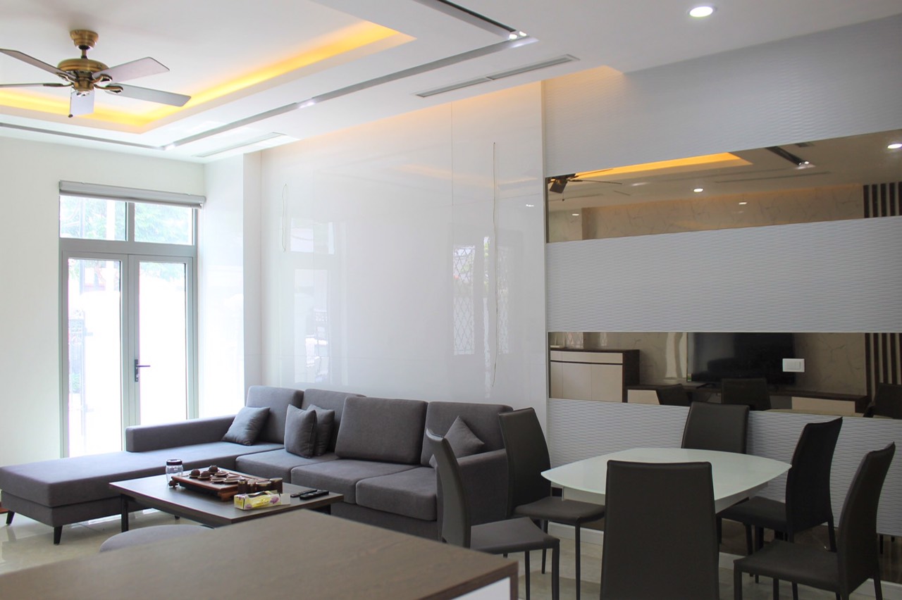 Luxury Villa in Hanoi Vinhomes Riverside The Harmony full furniture for rent in Long Bien