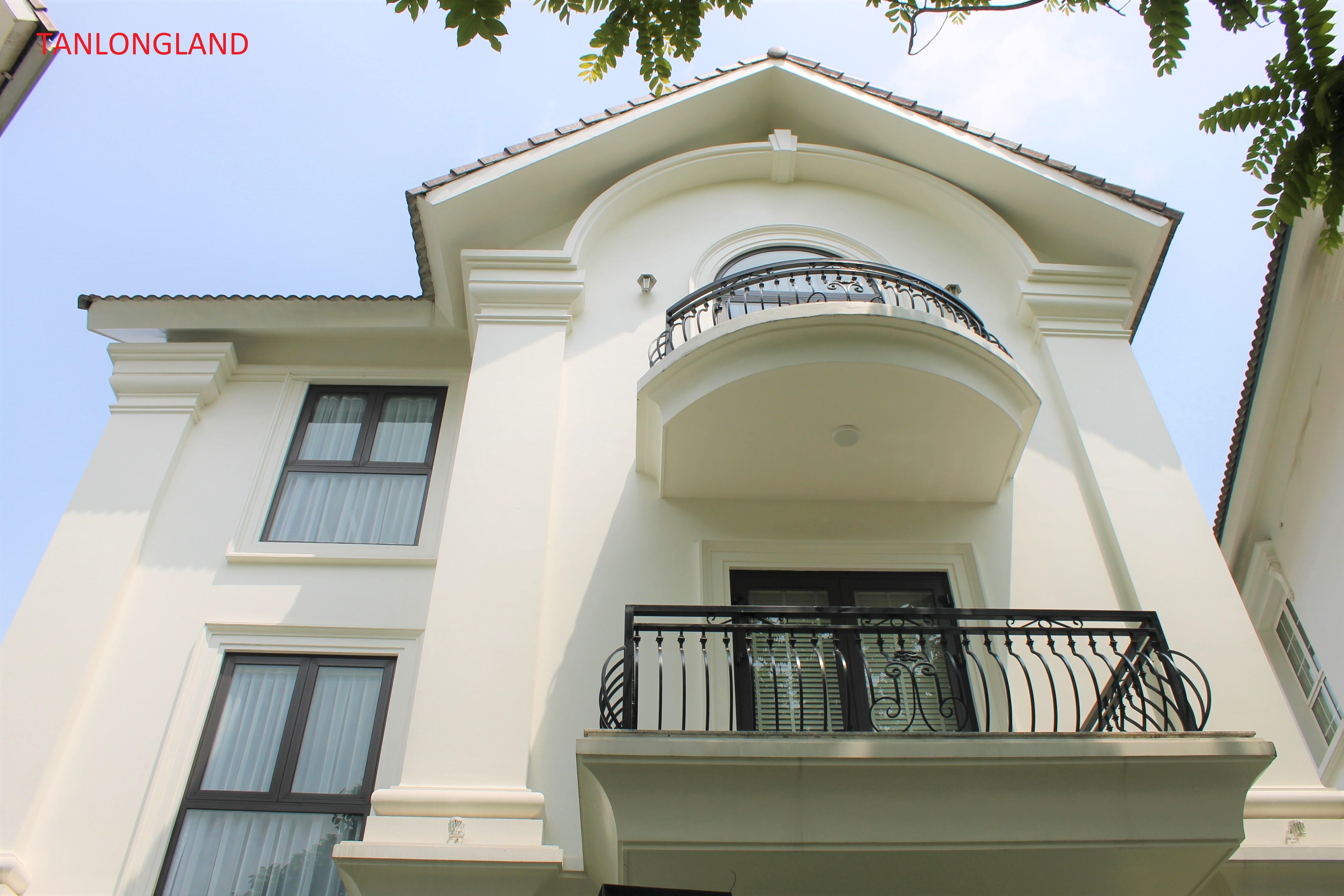 New villas for rent in Vinhomes Riverside - Long Bien district
