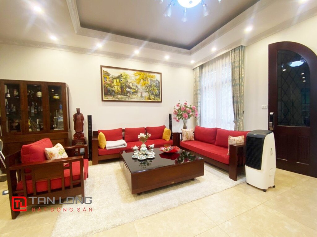 Super large 2-Bedroom Adjacent Villa for rent in Vinhomes the Harmony