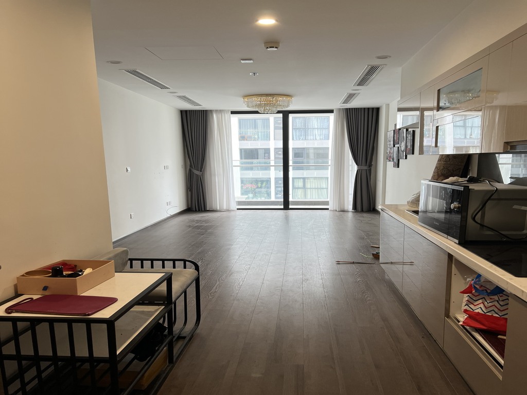 Selling Low-rise Apartment Building S2 Vinhomes Symphony