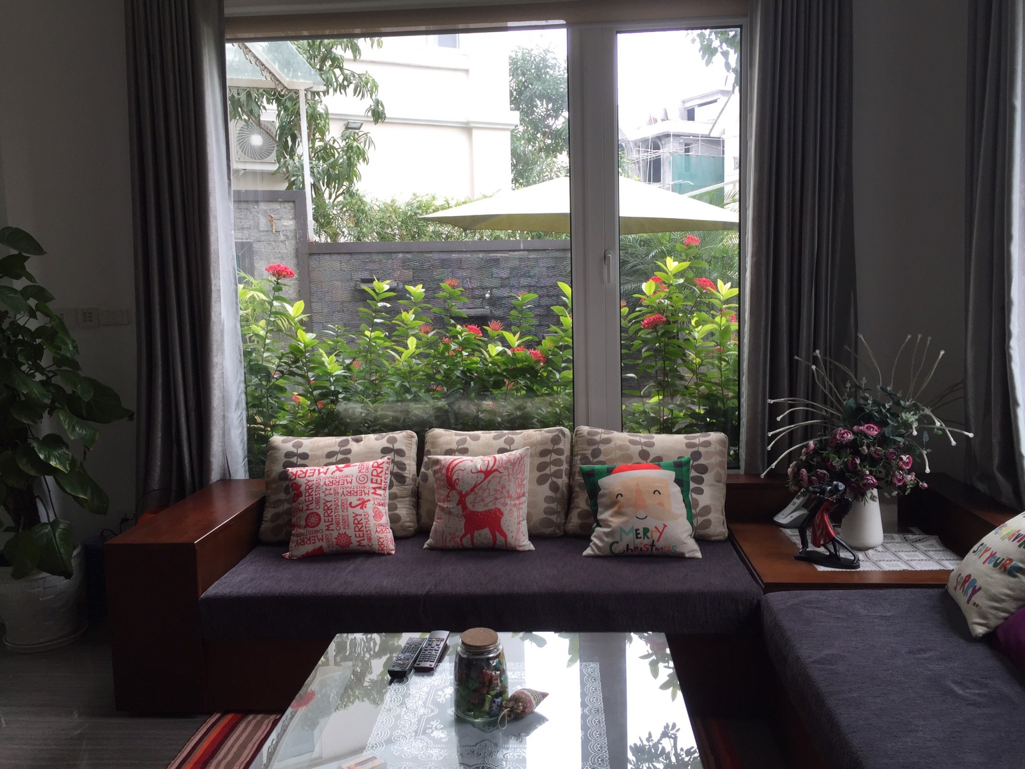 Precious villas for rent in Hoa Sua - Vinhomes Riverside 3